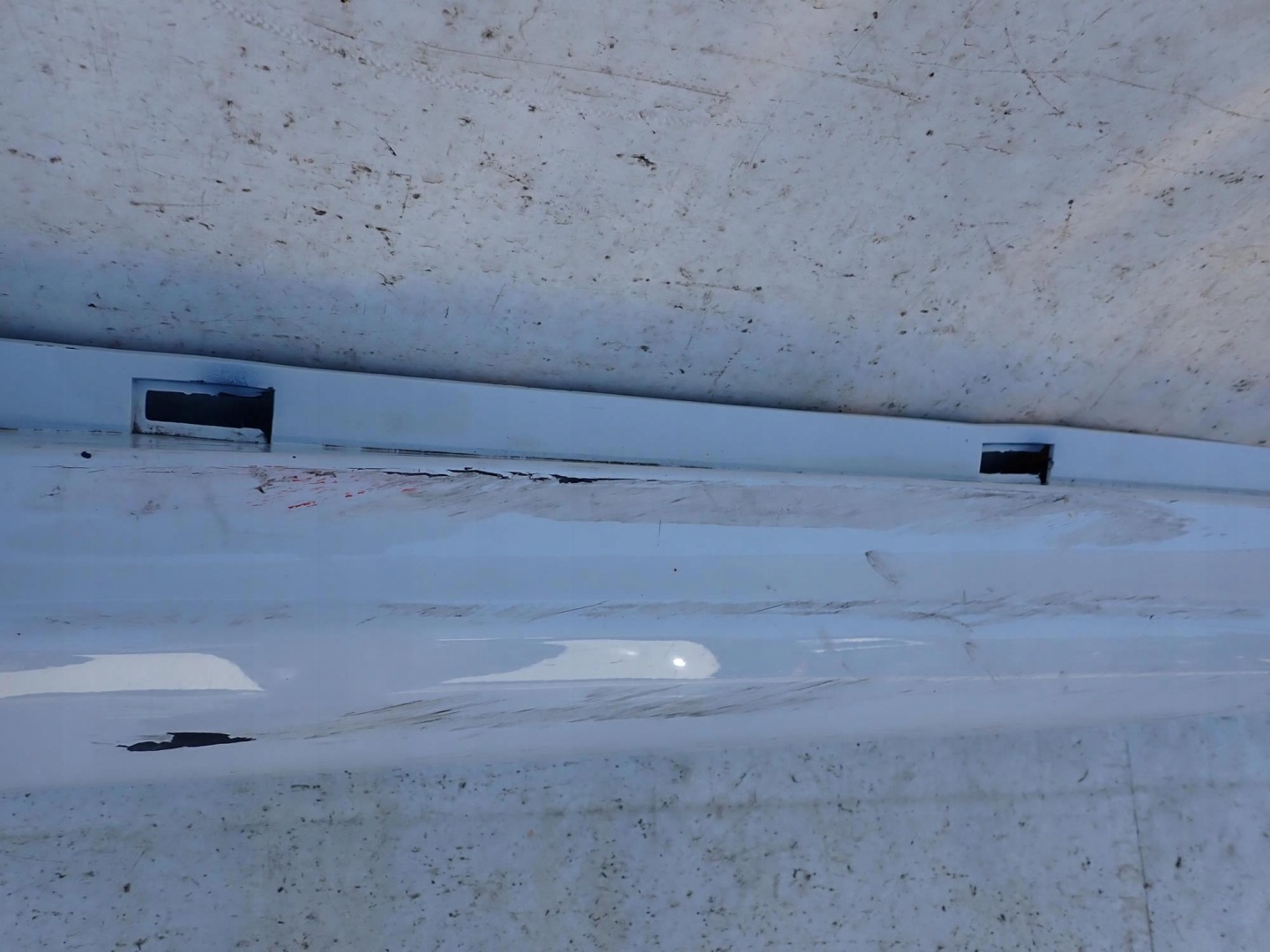 VOLVO XC60 and 1 LIFT 13-17 moulding threshold right