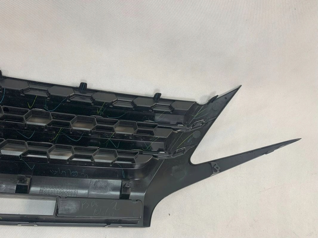 Mitsubishi Space Star 2 II FL 20r Grille 2020 Lift
