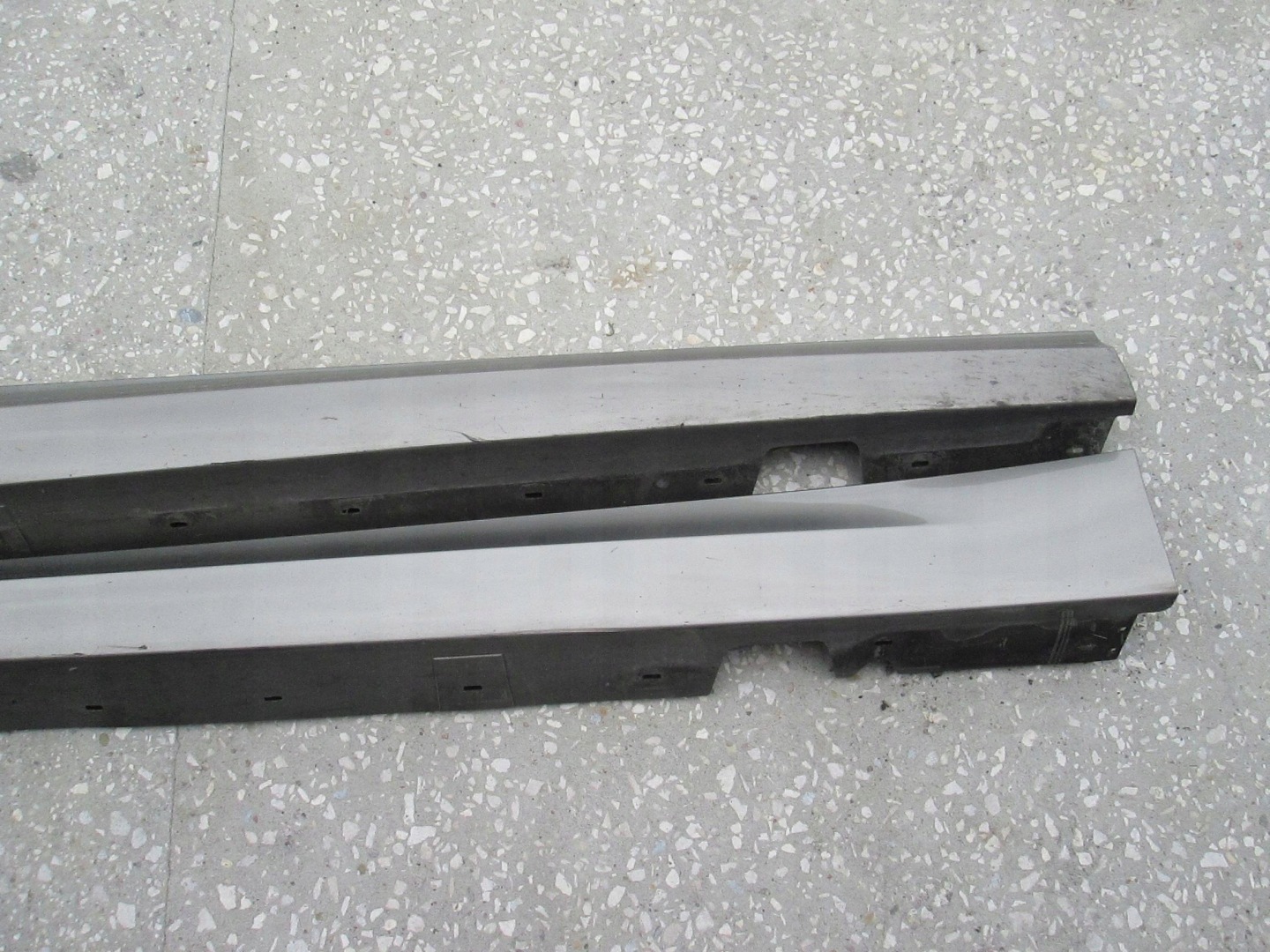 BMW E90 E91 moulding threshold cap LIFT left PRAW