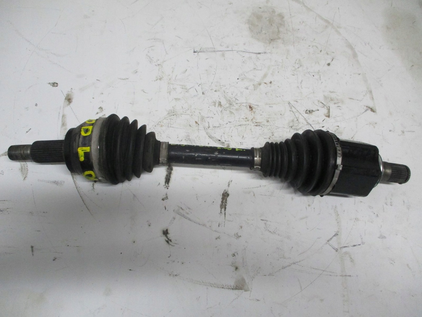 semi-axis left LAND ROVER DISCOVERY SPORT 2,0CRD EJ323B437CB