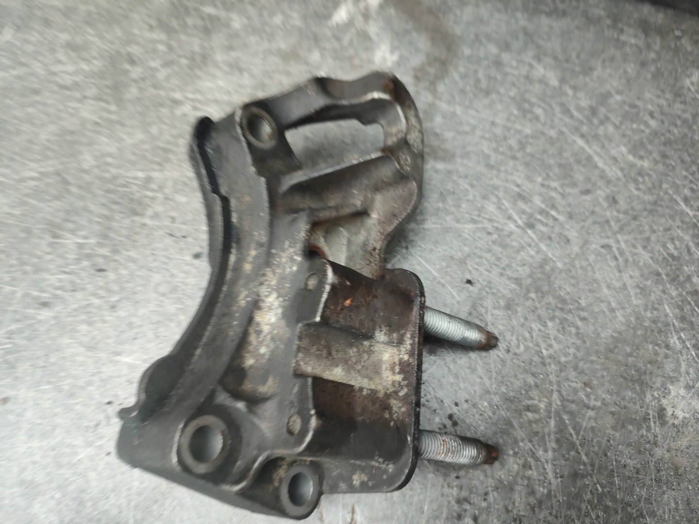 engine mount Ford Volvo Mazda 3M51-6030-AE