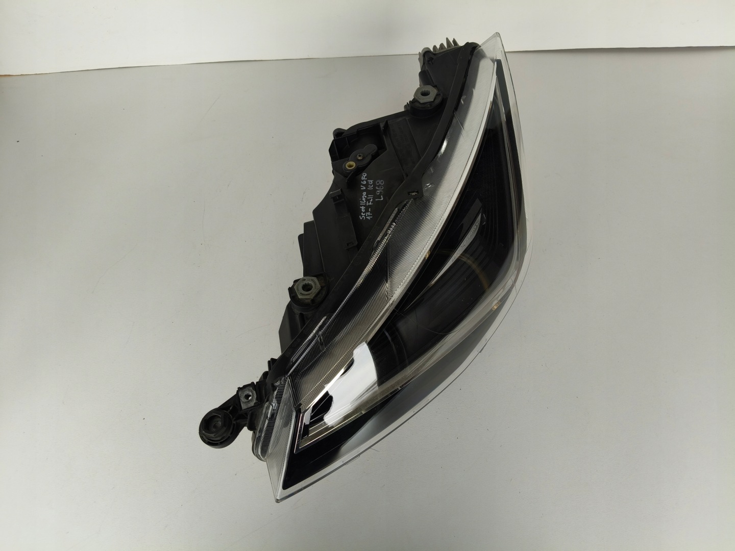 light left REFLEKTOR SEAT IBIZA V 6F 6F0 17- ARONA 6F9 FULL LED