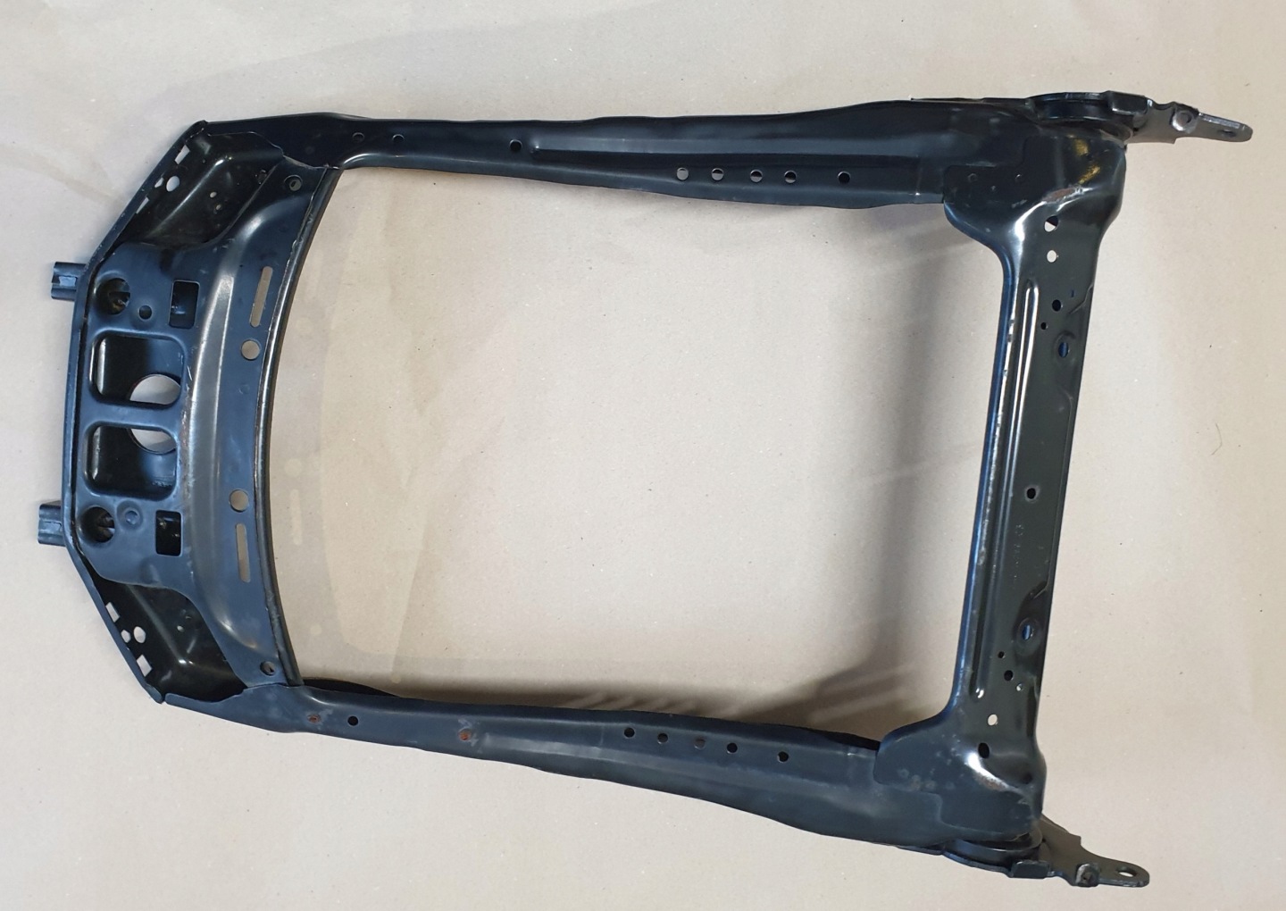 support seat OPARCIE front right SKODA SUPERB III 3 3V OE EU