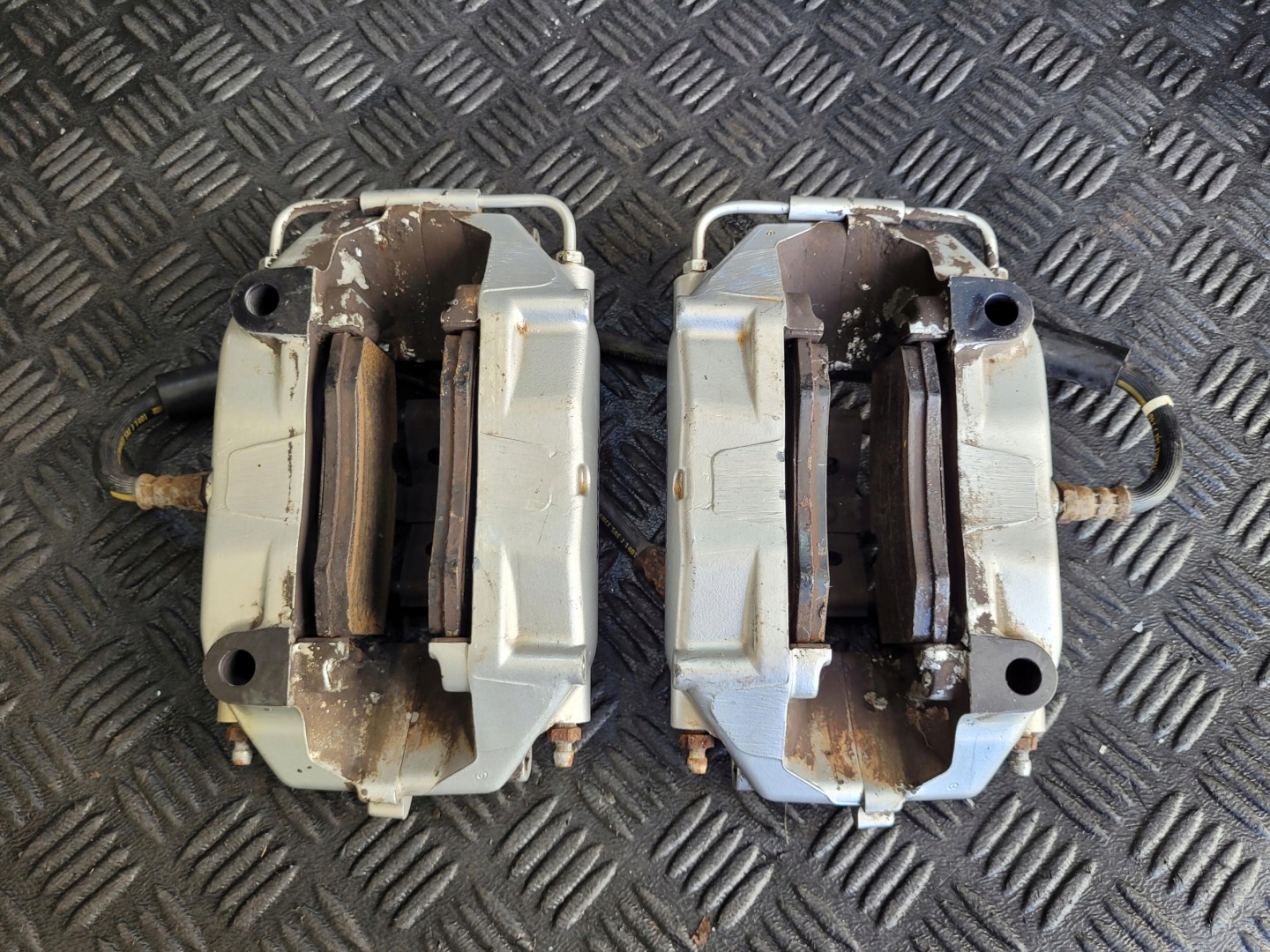 caliper front rear part left right KOMPLET BREMBO MASERATI QUATTROPORTE V 4.2