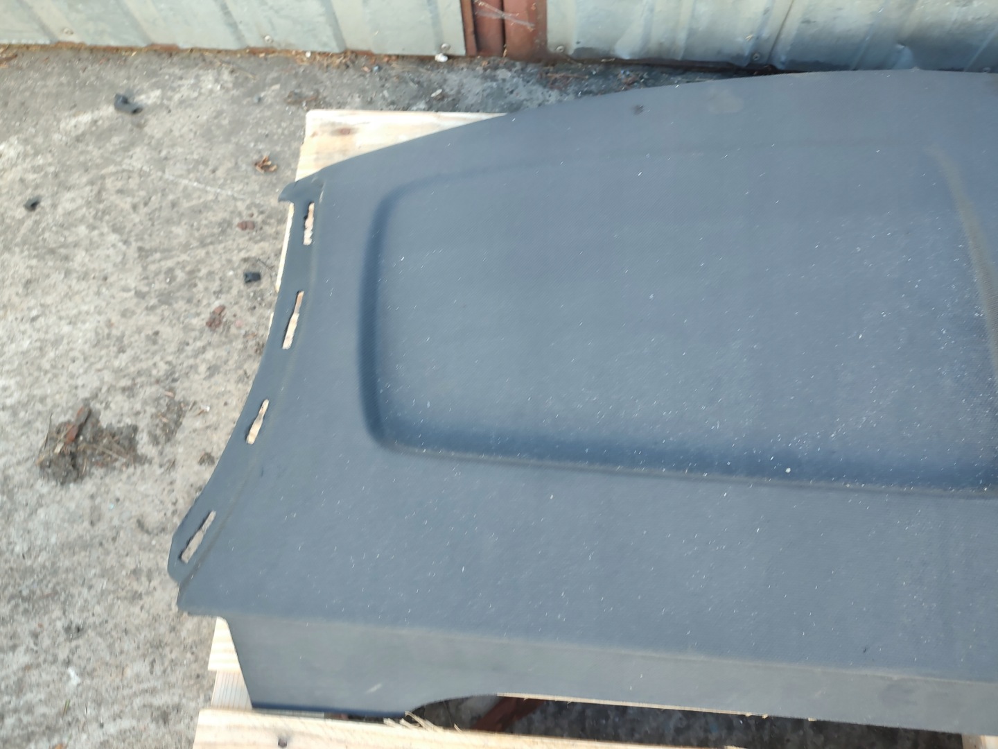 plato boot AUDI A4 B8 sedan 8K5863411F