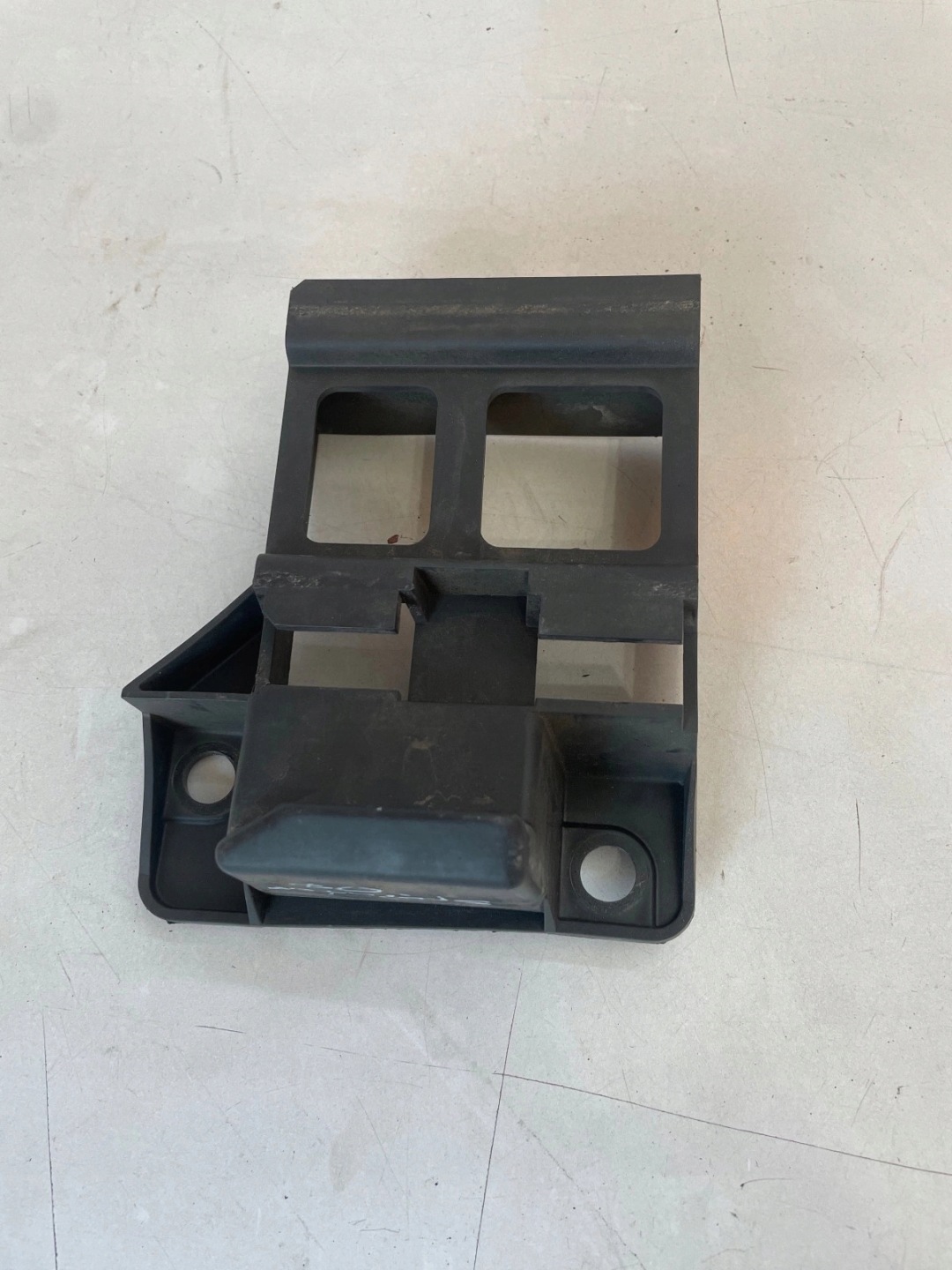Support Support plaque Pare choc Avant Avant Droite Mercedes Sprinter W906