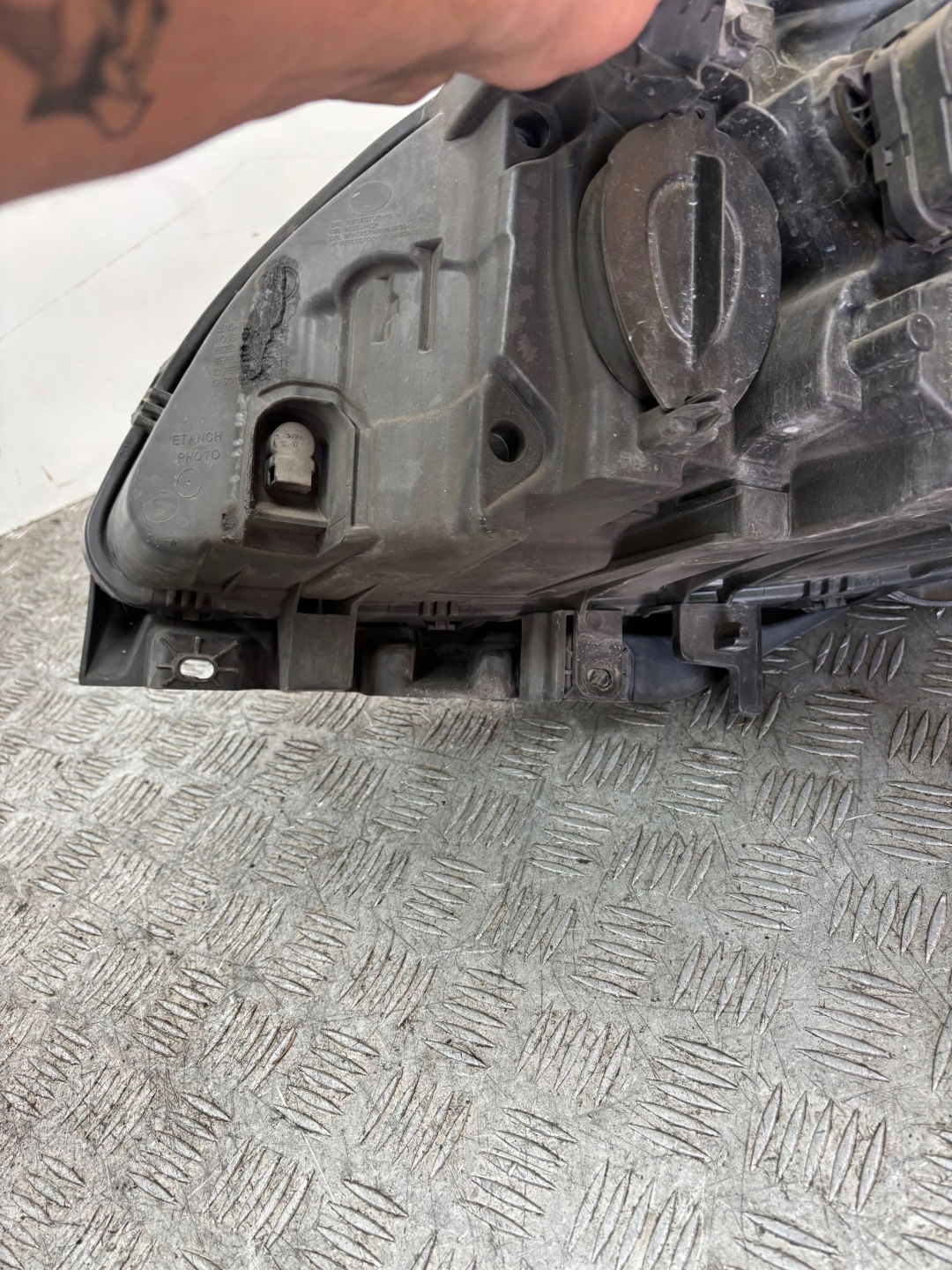 REFLEKTOR light right RENAULT LAGUNA III 260100033R