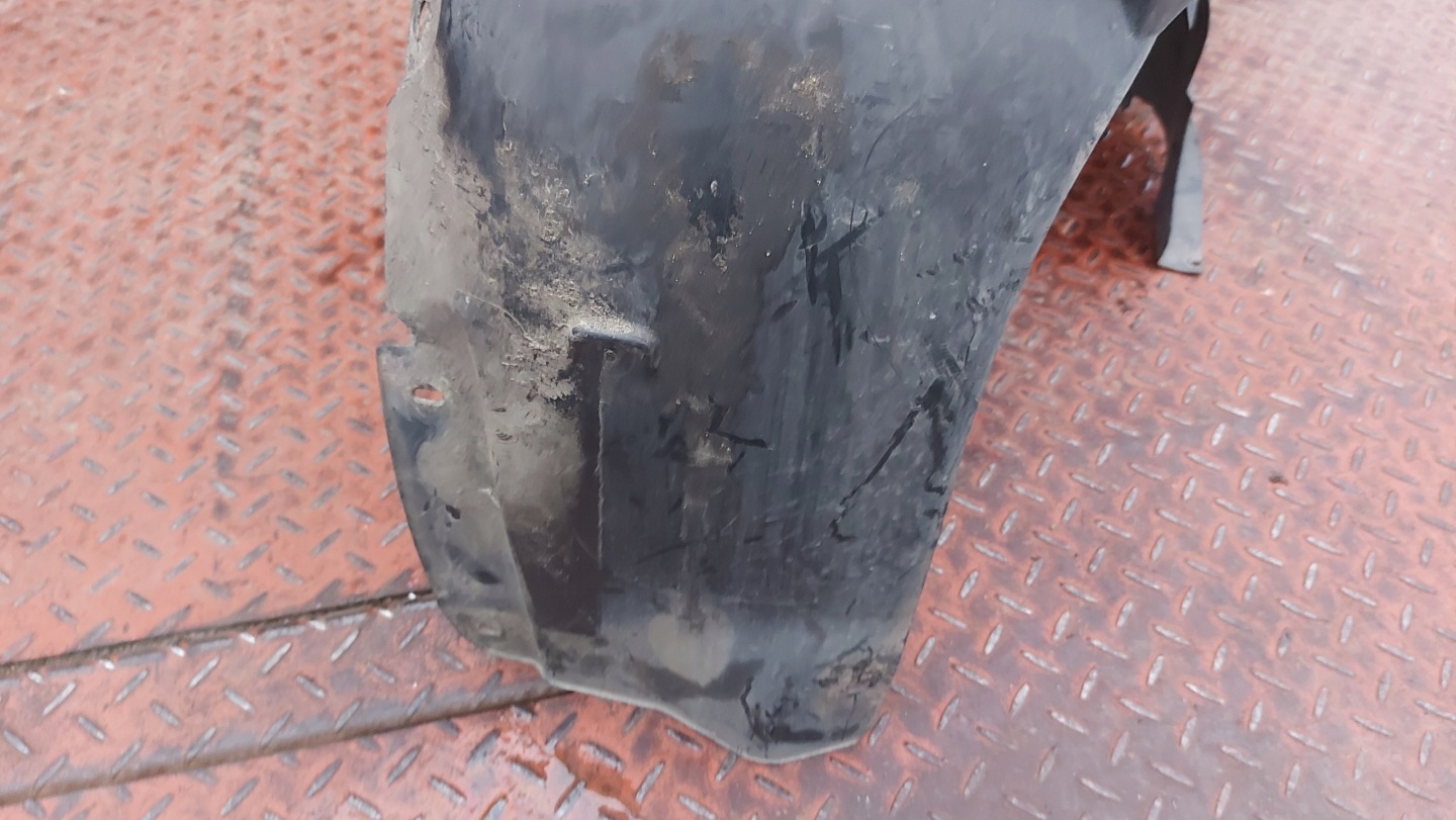 mudguard left front SKODA RAPID 12-19