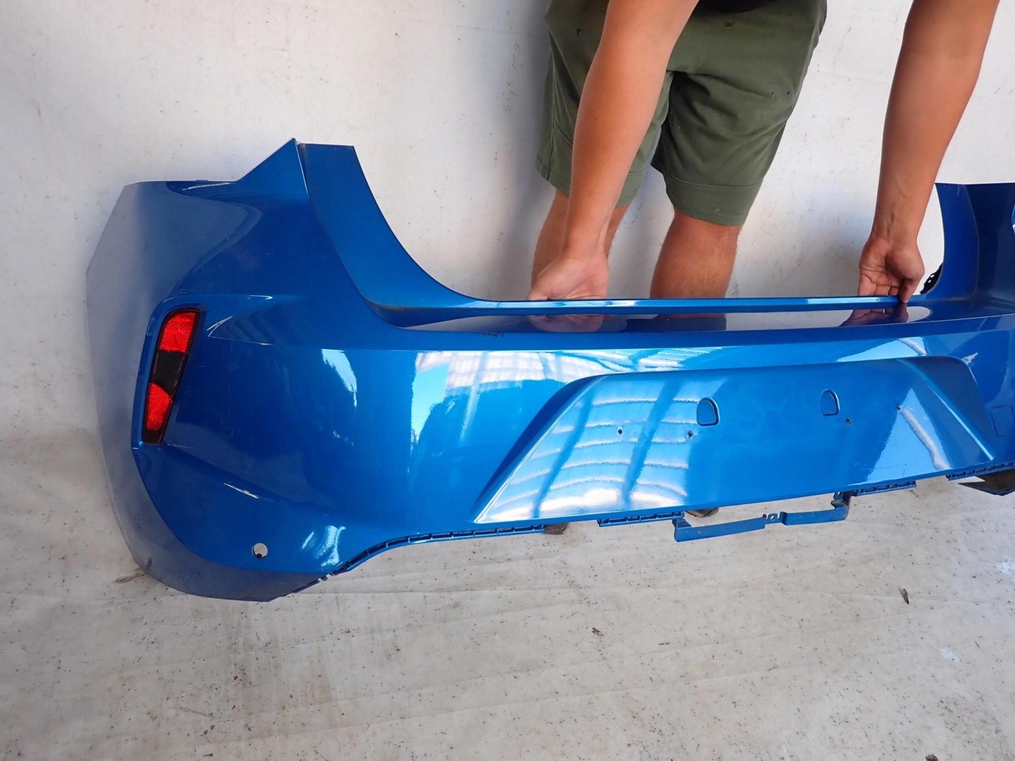 OPEL ASTRA VI 6 L HB 22-> bumper rear part rear PDC