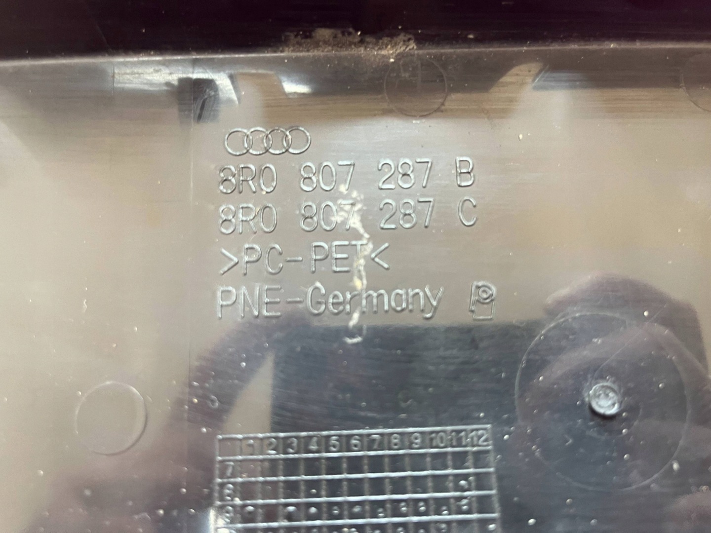 frame signs rejestracyjnej front Audi Q5 SQ5 8R0807287B
