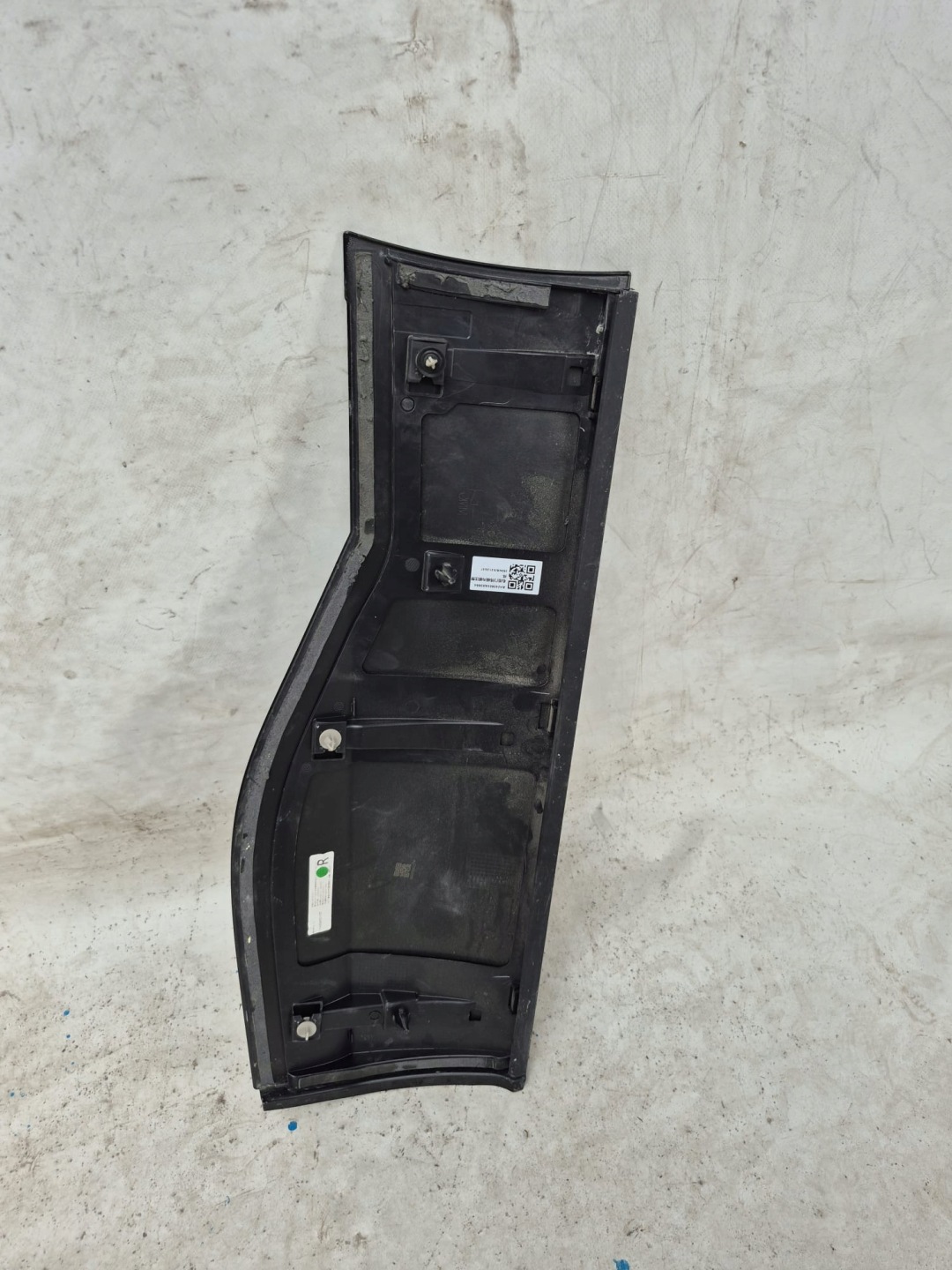 CUPRA TAVASCAN 23-> moulding cap door right rear part