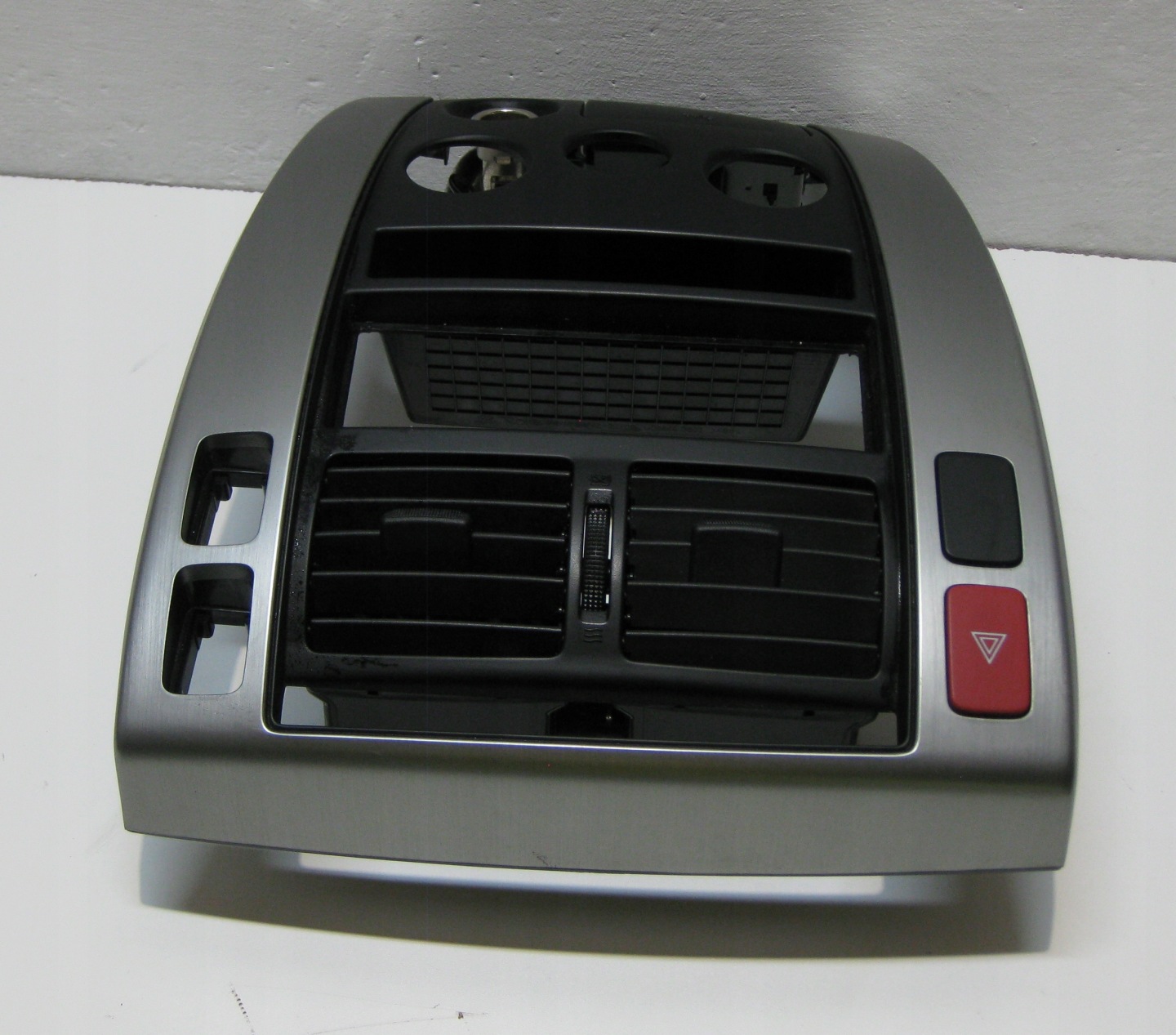 HYUNDAI TUCSON and 08R frame central KRATKI air conditioning devices U0501748