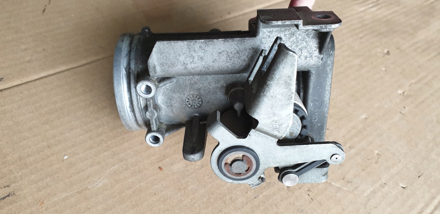 throttle flap air BMW 3 E36 COMPACT 318 Ti 1721456 OE