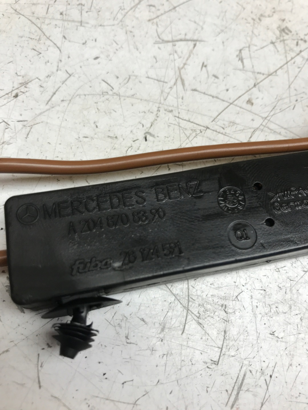 antenna amplifier MERCEDES W204 A2048708390