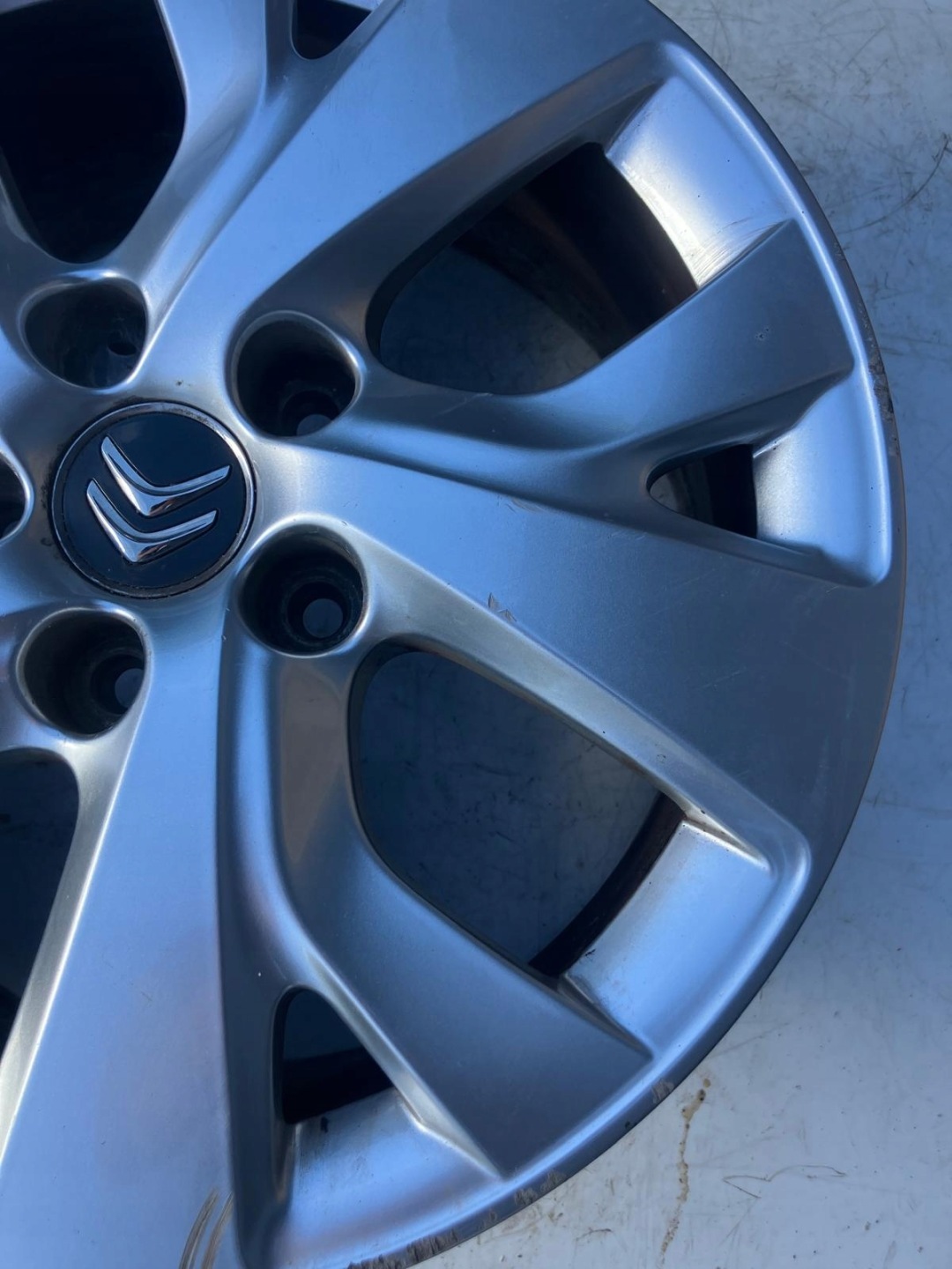 disk 16 CALI CITROEN C4 PICASSO II #222 9677089777