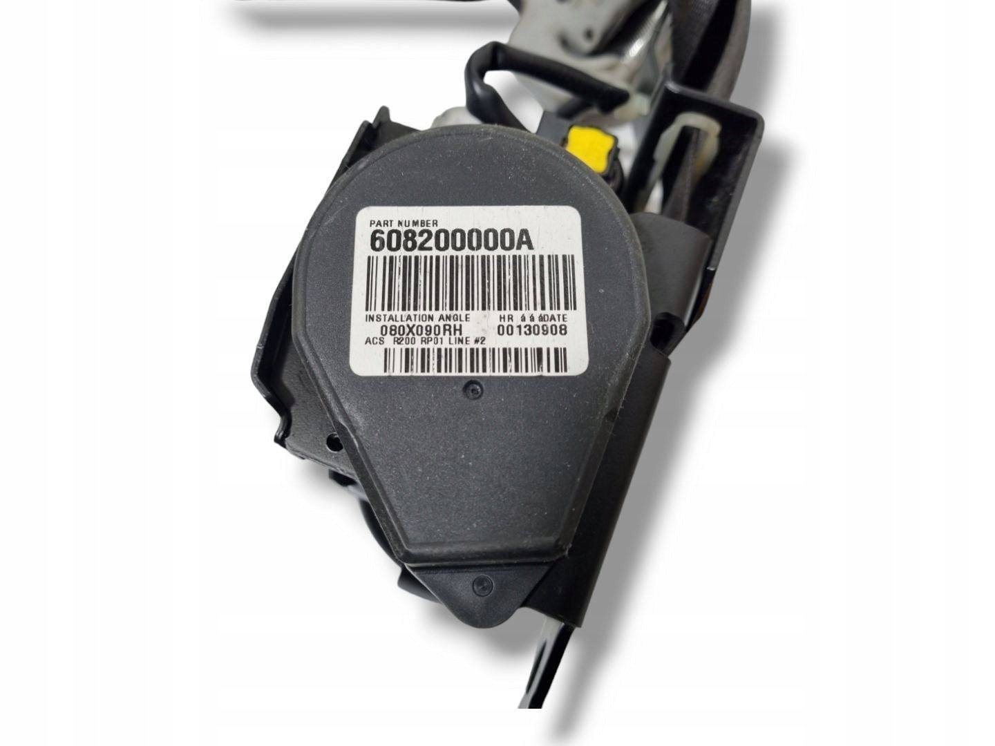 tension belt safety front right side Honda CR-V 3 2009 608200000A