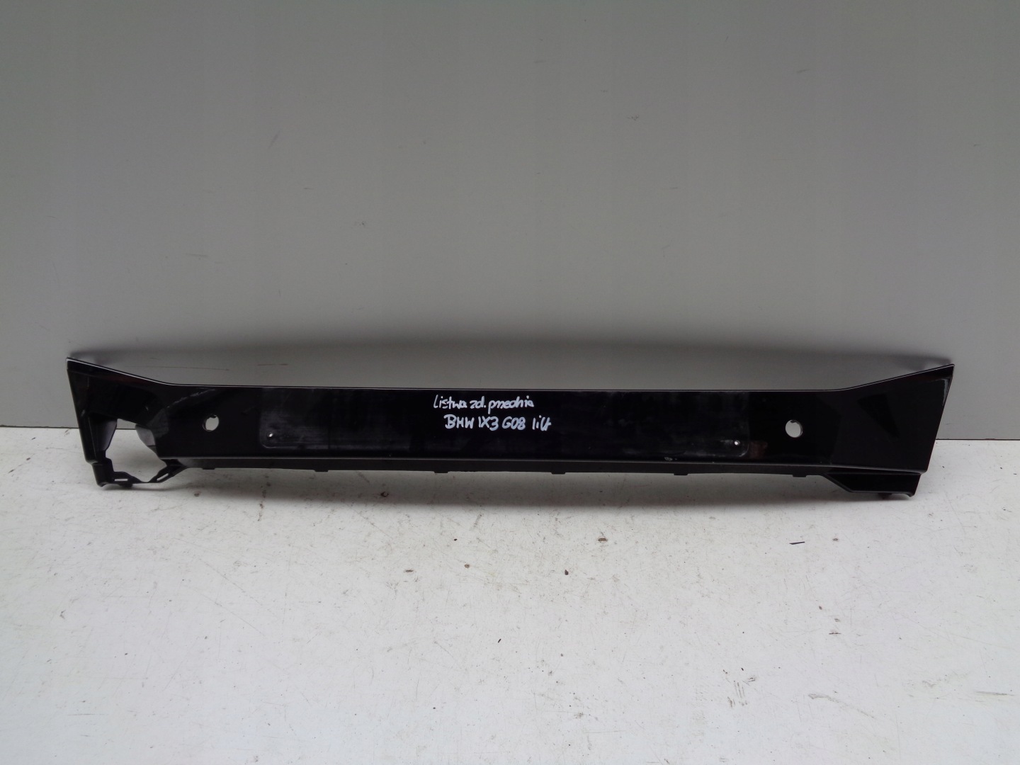 moulding of a bumper front BMW IX3 G08 LIFT m-packet