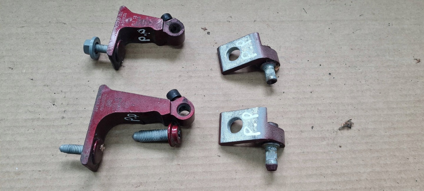 A4 B9 8W S4 hinge hinges door right right front KOMPLET LY3S