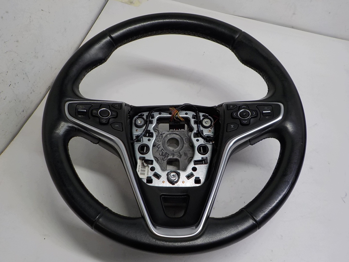 OPEL INSIGNIA volant roue 39016154 K459