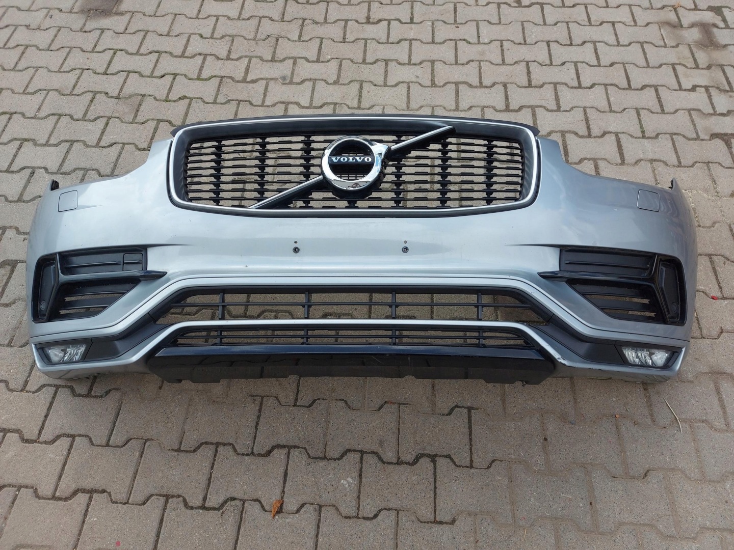 VOLVO XC90 II D5 bumper front complete R-design 477-46