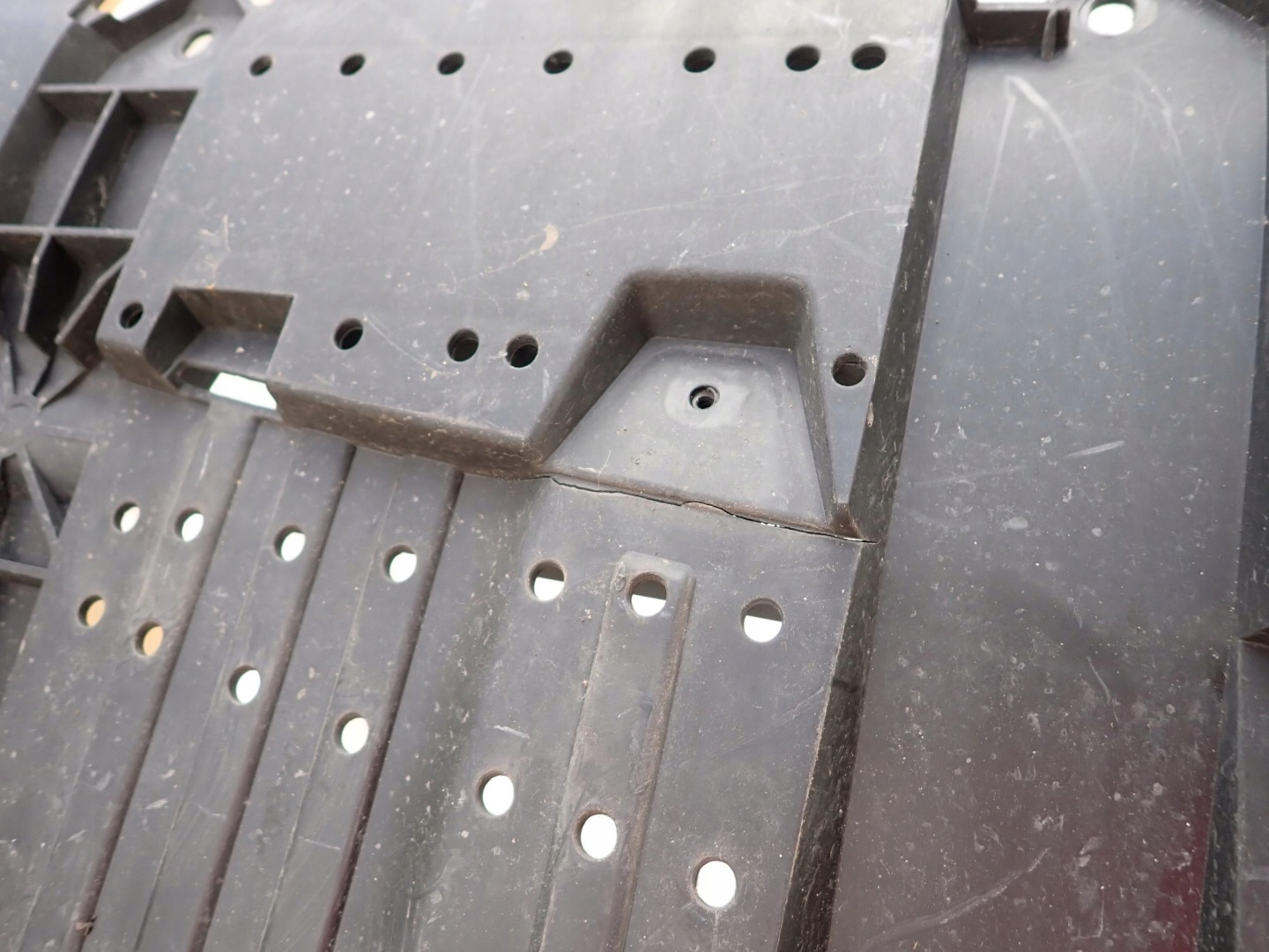 AUDI Q3 und 1 LIFT 14-18 Blende Abdeckung abdeckung unter Stoßstange