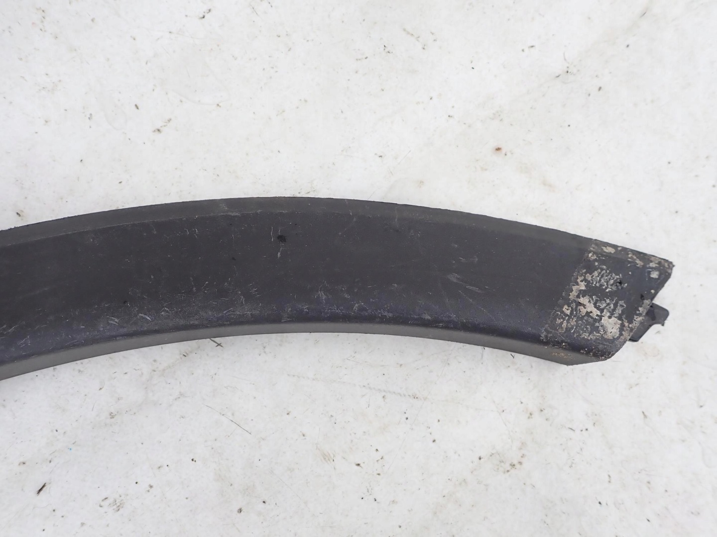 OPEL MOKKA A and 1 12-19 moulding cap left rear part