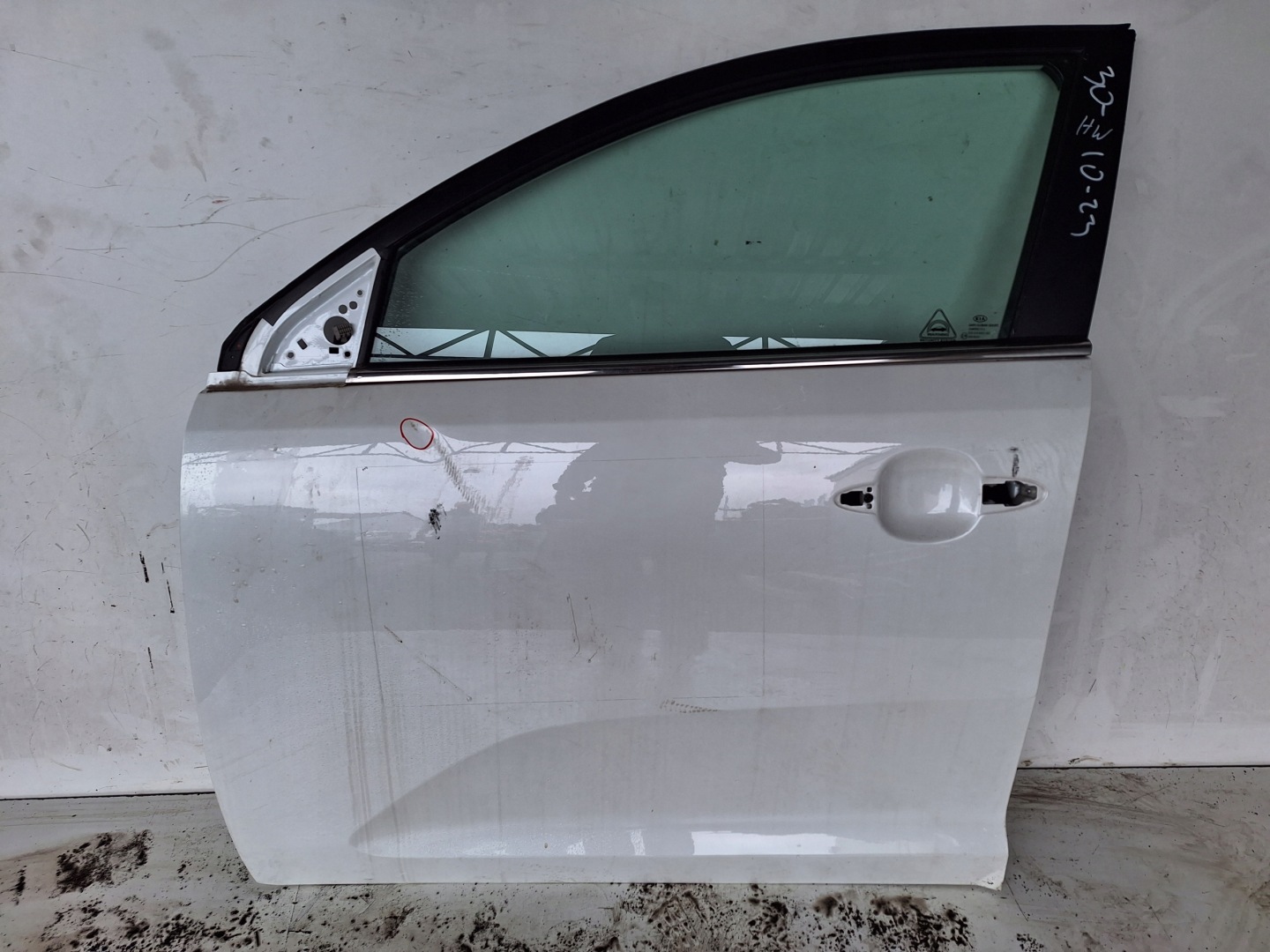 KIA SPORTAGE III 10-18 door left front HW