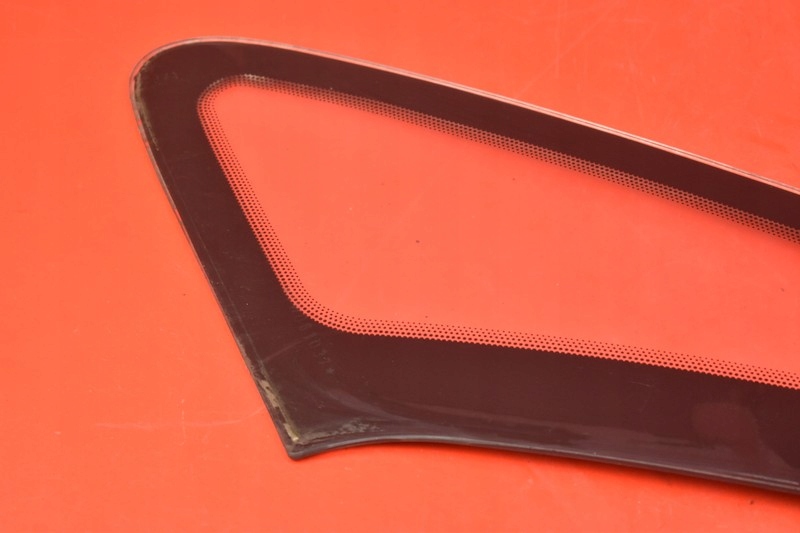 window bodywork right rear part POLONEZ CARO ATU sedan 97-02