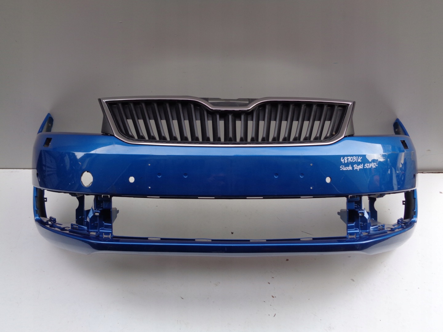 front bumper SKODA RAPID 5JA 12- NR 48703