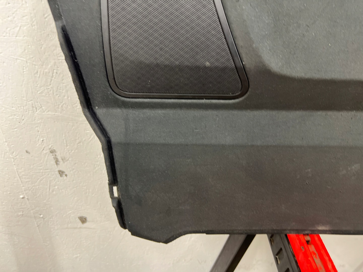 BMW F10 plato boot rear black 9173452