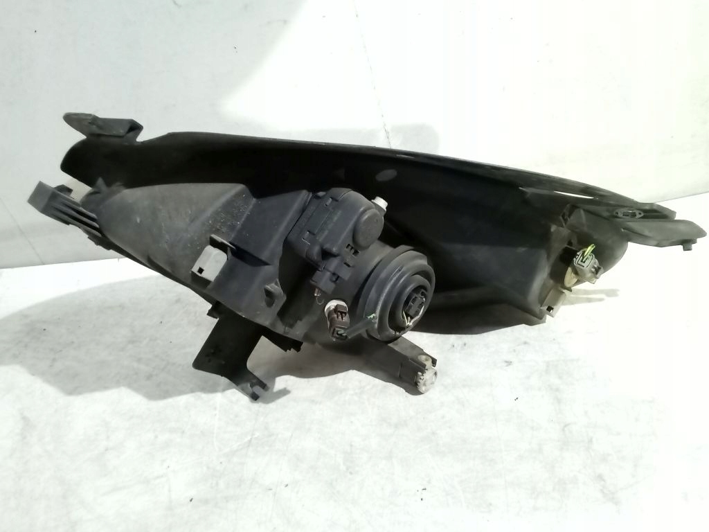 Citroen Xsara Picasso light right front front 89300200