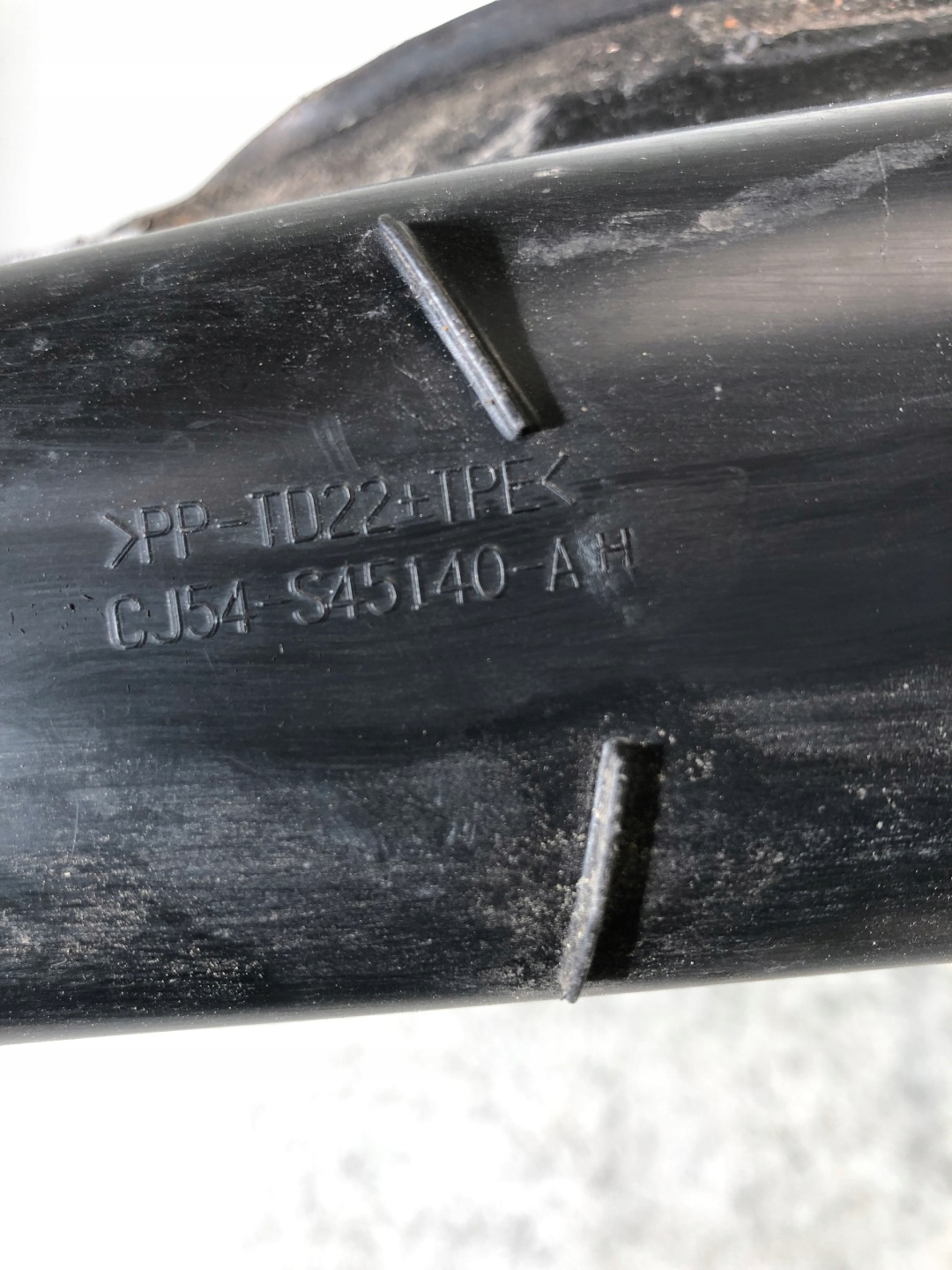 Blende Abdeckung Leuchte rechts heck FORD KUGA MK2 LIFT