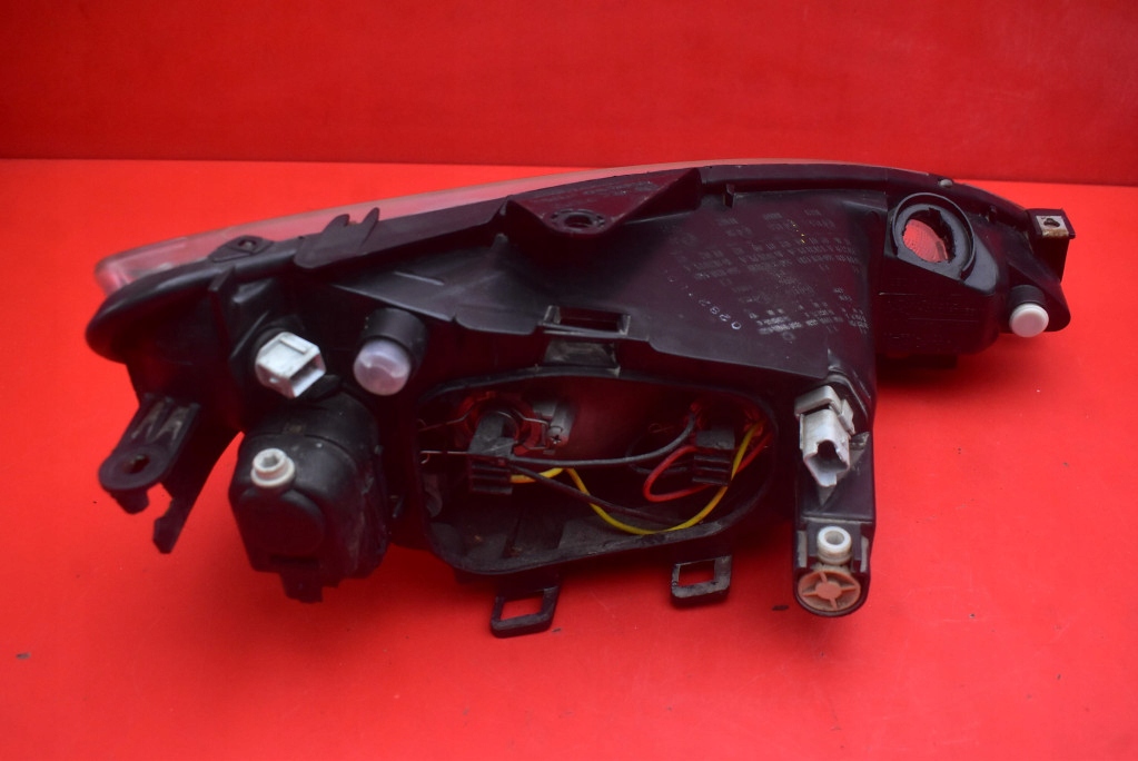 REFLEKTOR left light front EU 0000 PEUGEOT 206 02-09