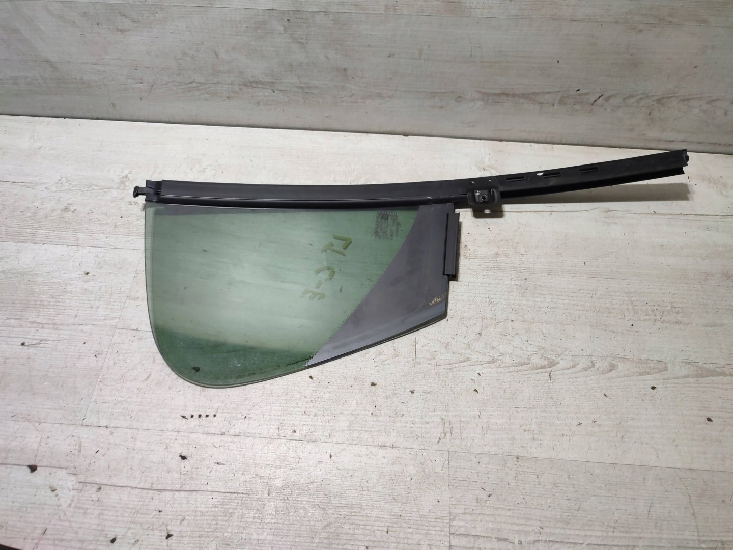 Opel Corsa E 2018 rear part side left side (door)