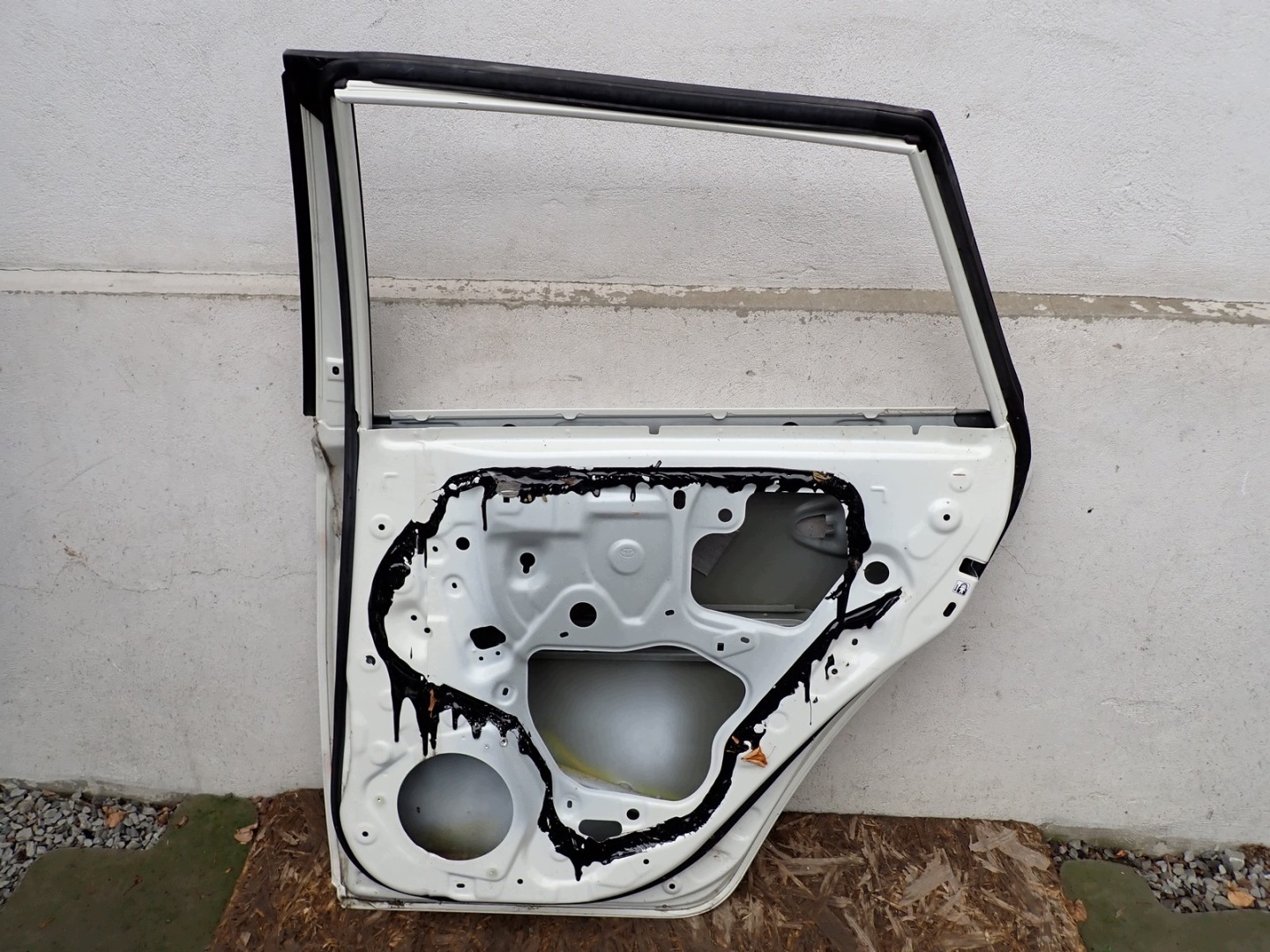 door right rear. right rear part TOYOTA AURIS II E18 HB HATCHBACK 2012-2018R