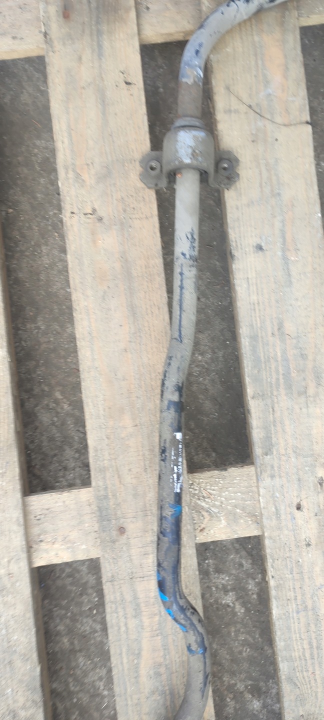 stabilizer rod front AUDI VOLKSWAGEN 1K0411303N