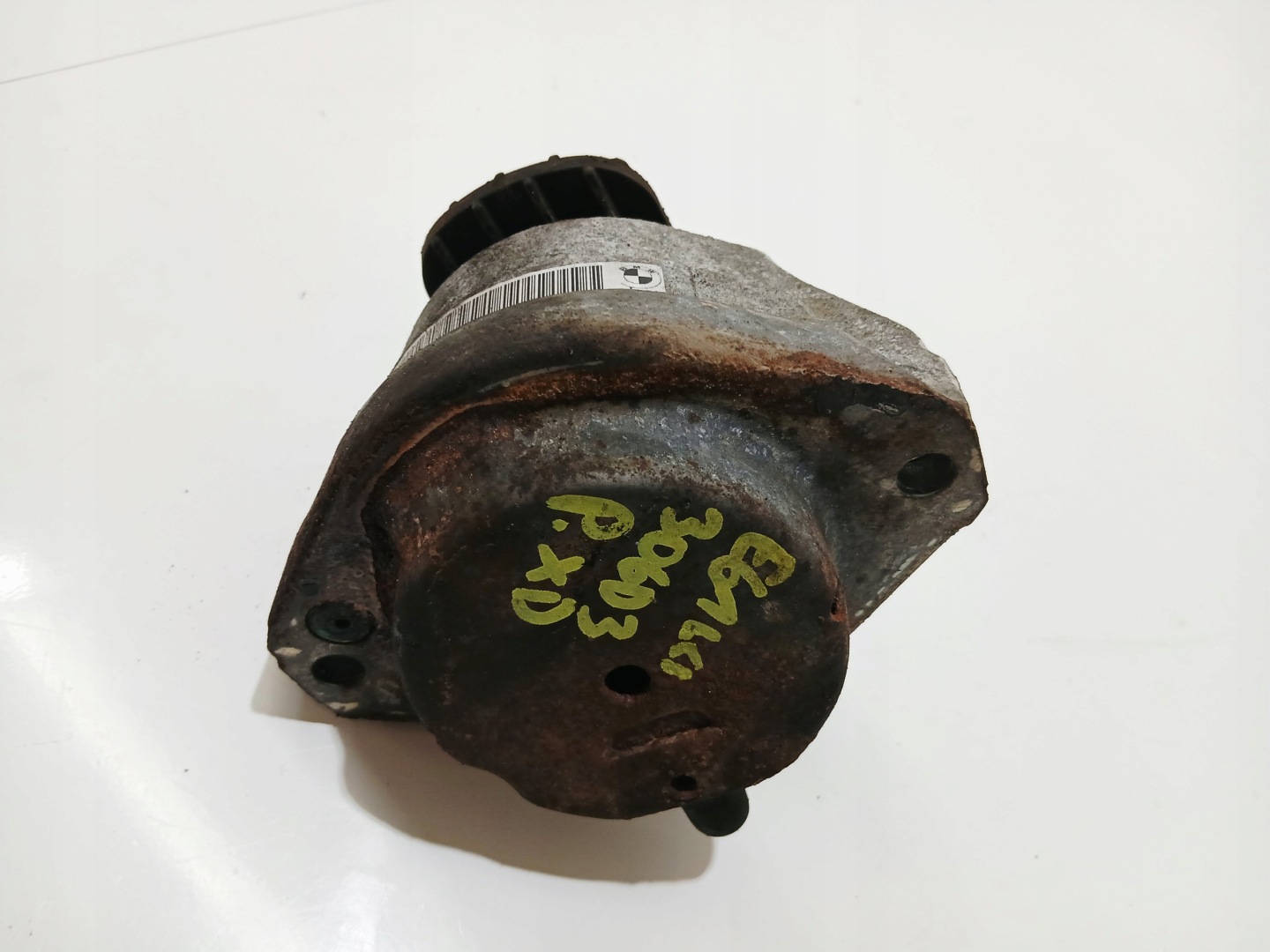 engine mount right BMW E60 E6 306D3 X DRIVE OE 6770642 (0000616)