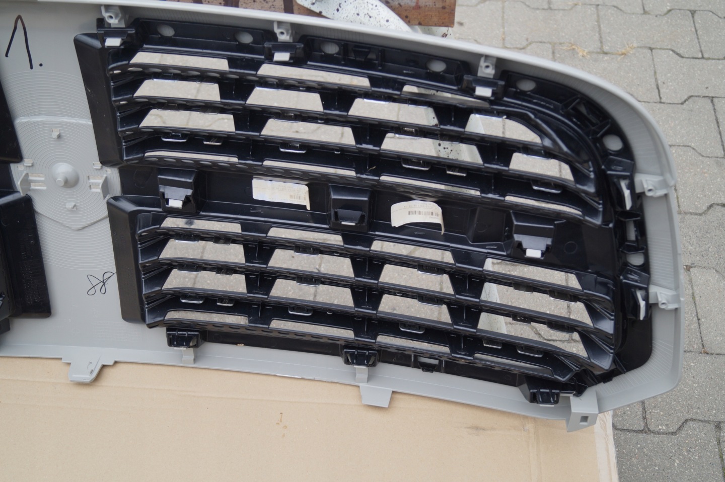 front PREKLADgrill grill front bumper DODGE RAM 1500 13DSAC0010B 13DS3B3010AC