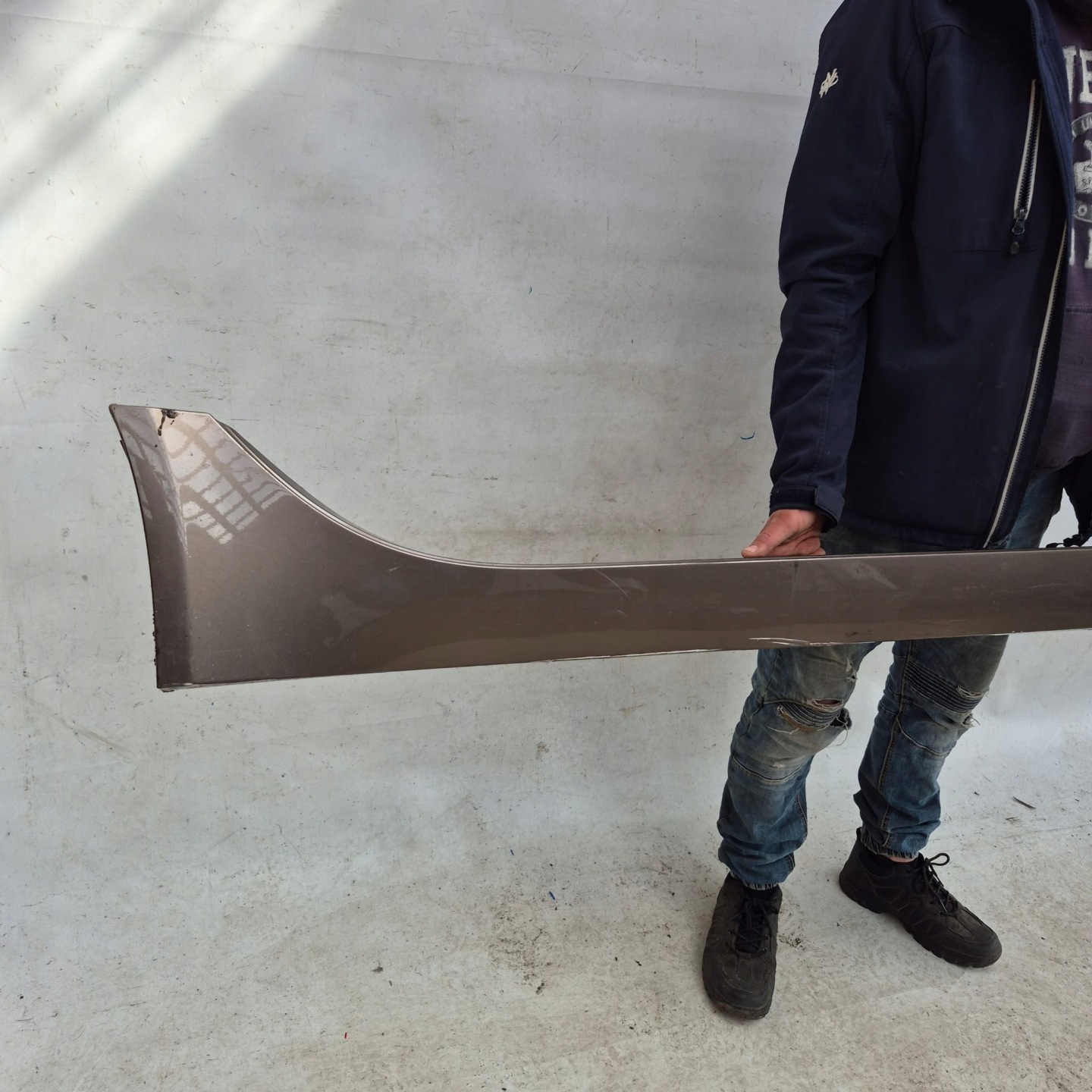 JAGUAR XE 15-24 threshold right moulding threshold right