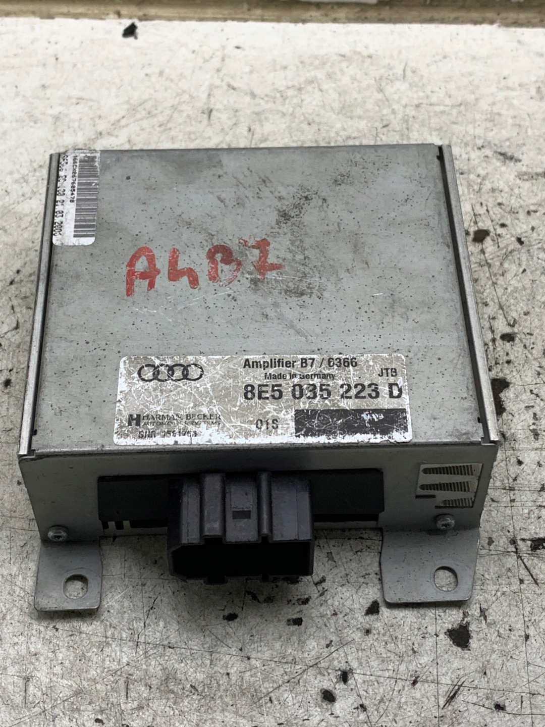 Verstärker 8E5035223D AUDI