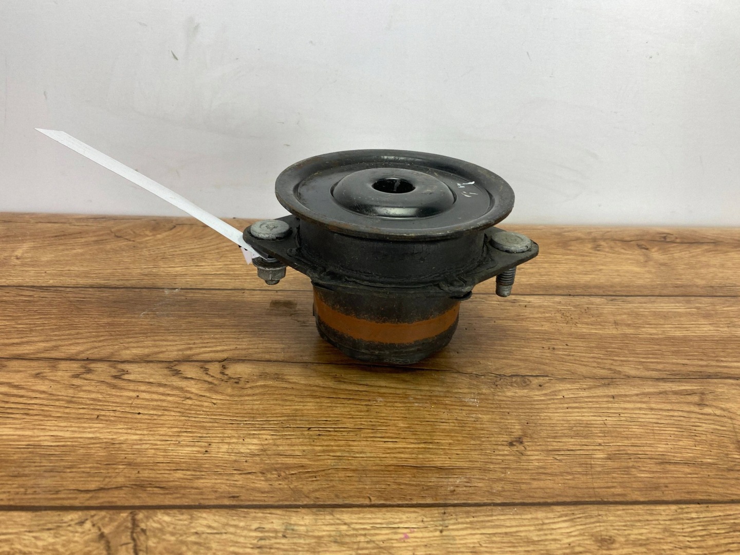 engine mount Cadillac Escalade IV 2015+