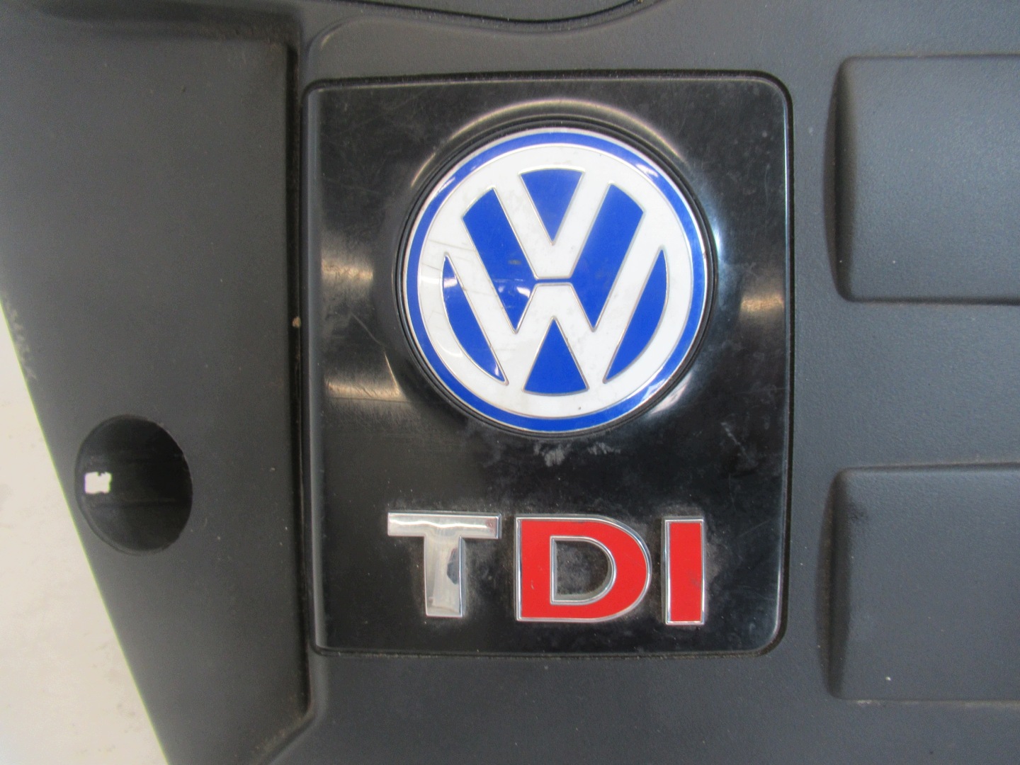 Abdeckung Blende Abdeckung DES MOTORS VOLKSWAGEN PASSAT B5 1,9 TDI