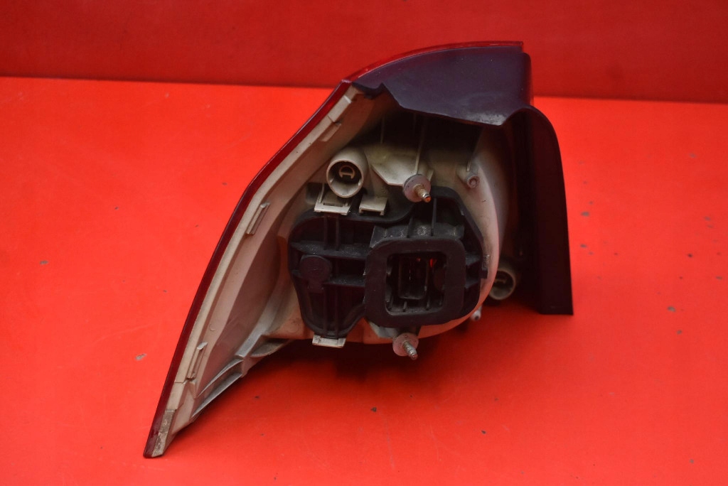 light right rear part rear 1K6945096E VW GOLF 5 V 3D HB 03-09
