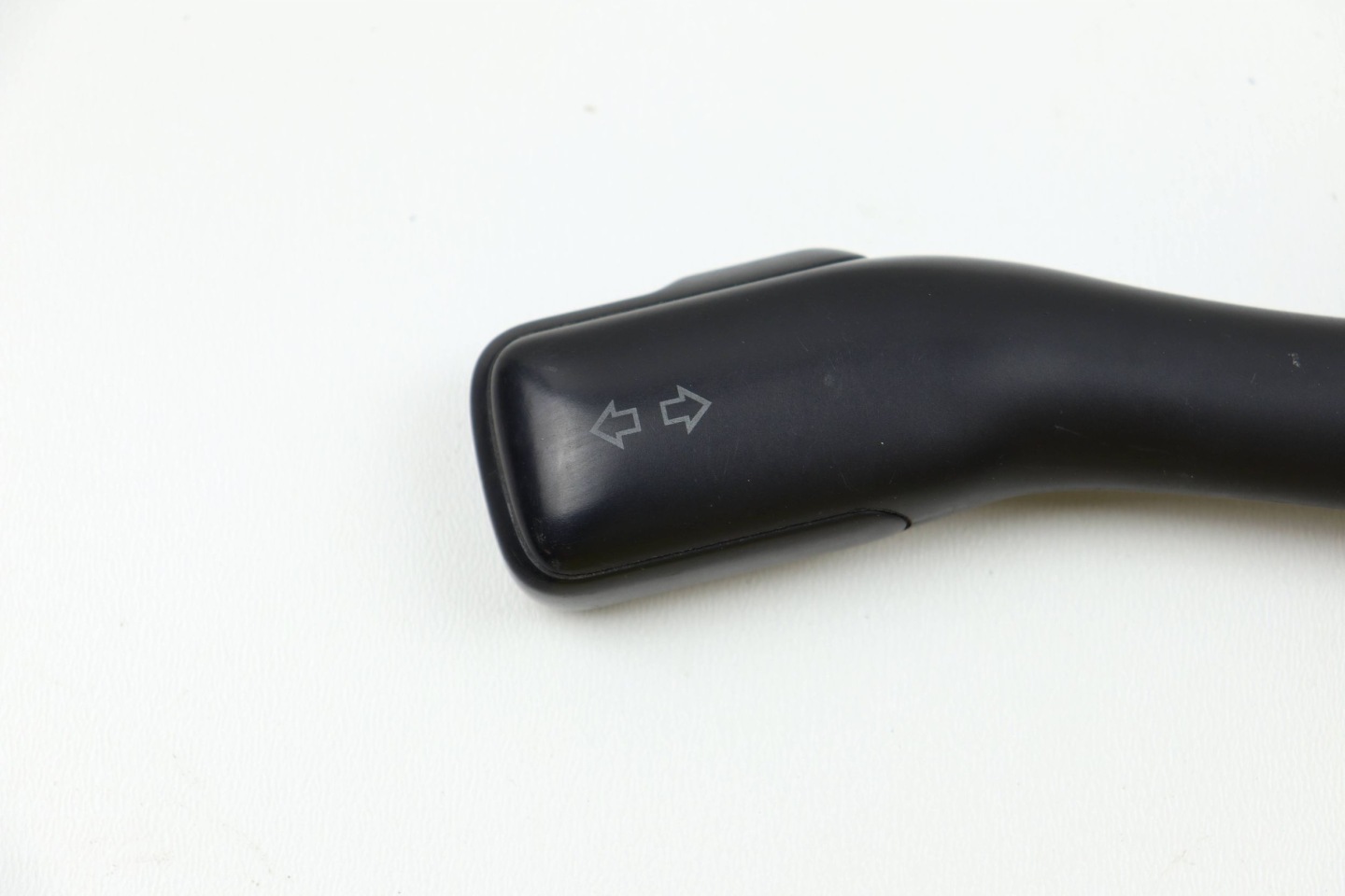 VW PASSAT B5 GOLF IV BORA Bouton Indicateurs de direction MANETKA 8L0953513G