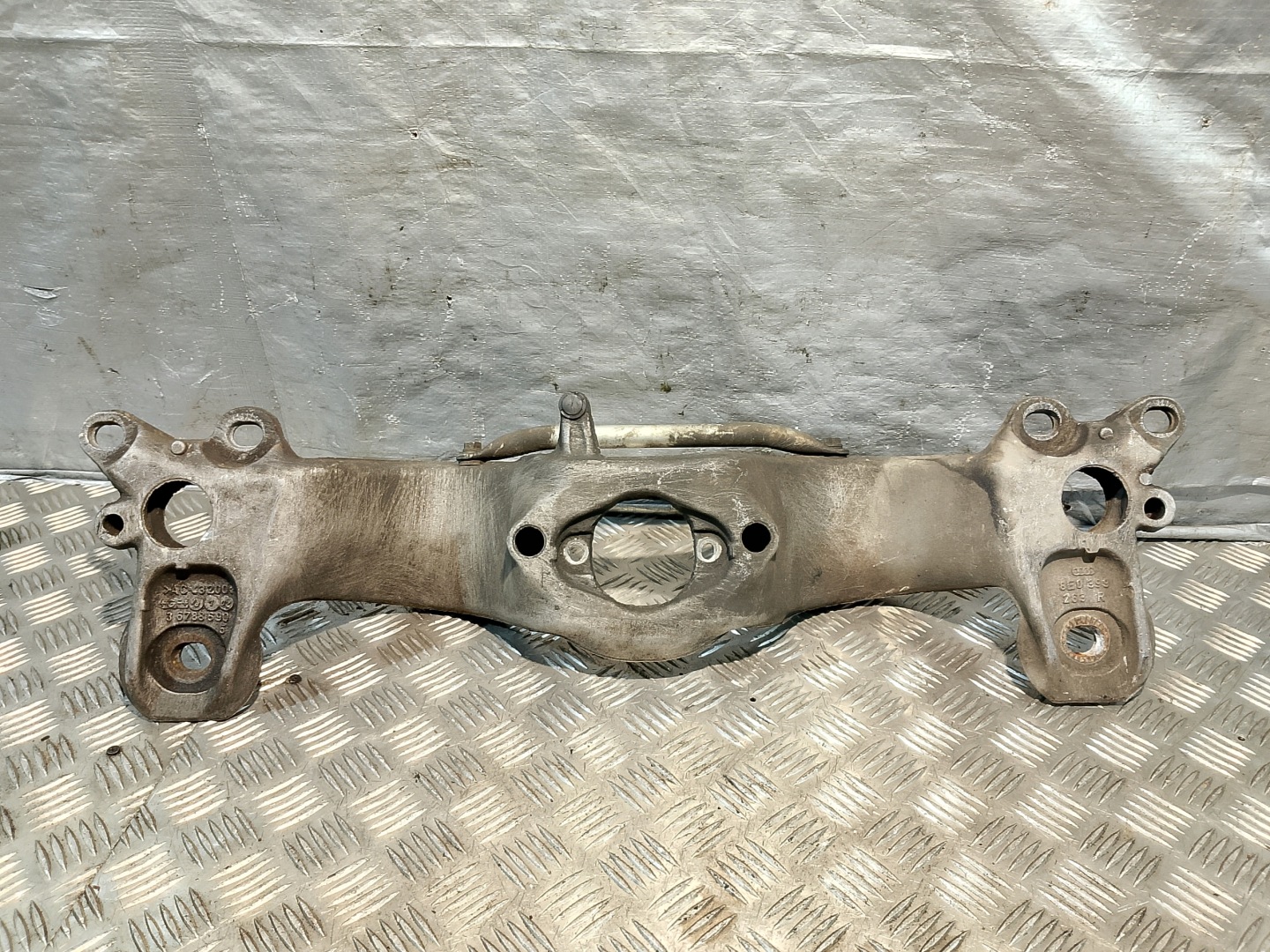 supporto Supporto cambio ingranaggi AUDI A4 B6 OE 8E0399263R