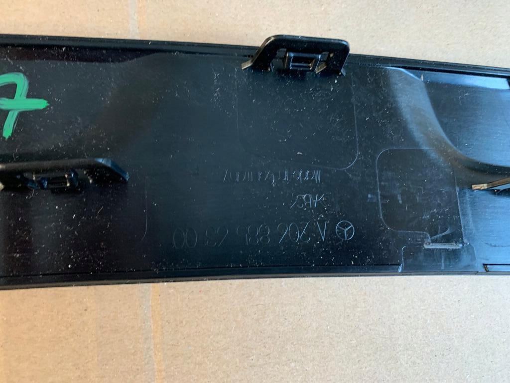 MERCEDES C-KLASA S206 22- KOMBI moulding cap