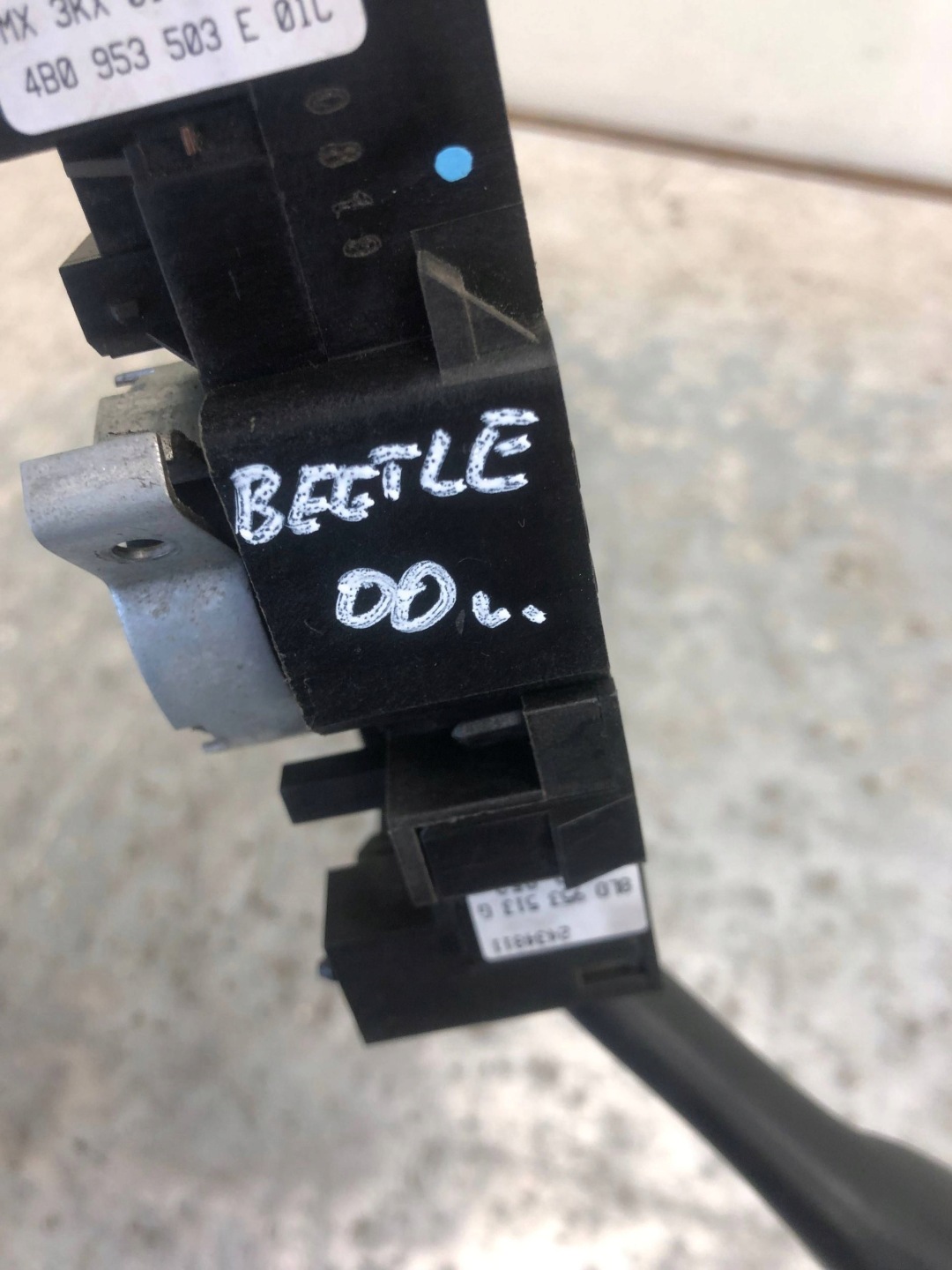 control left right VW NEW BEETLE 8L0953513G 4B0953503E