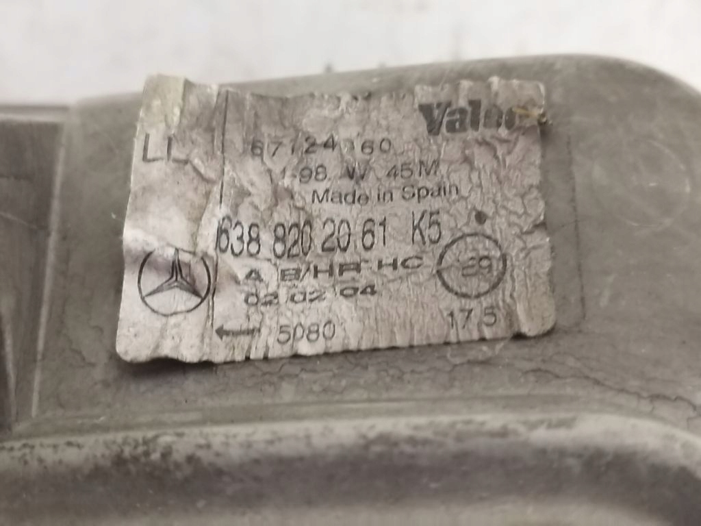 Mercedes V-klasa W638 light right front front