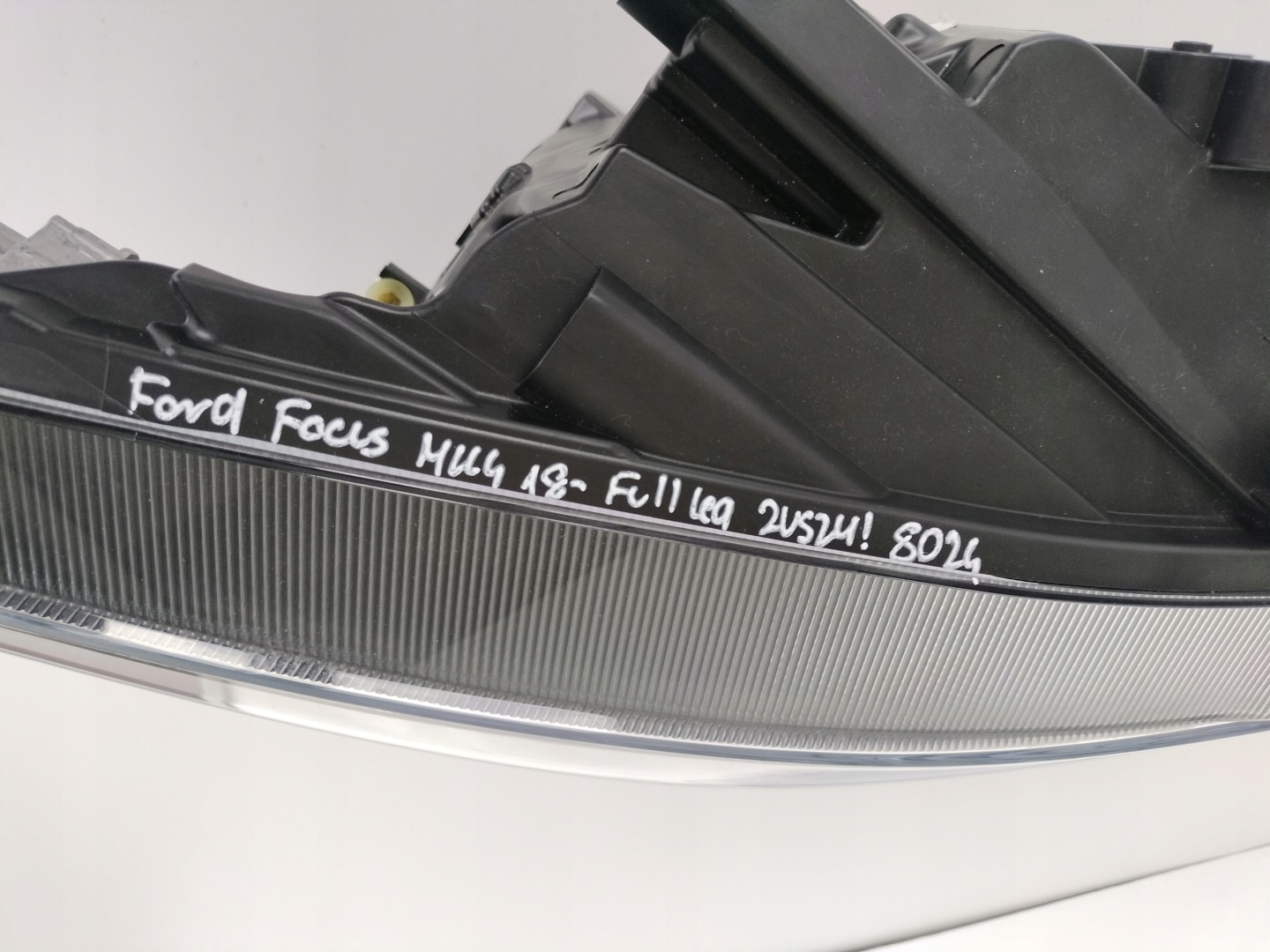 light right REFLEKTOR FORD FOCUS MK4 22- LIFT FULL LED