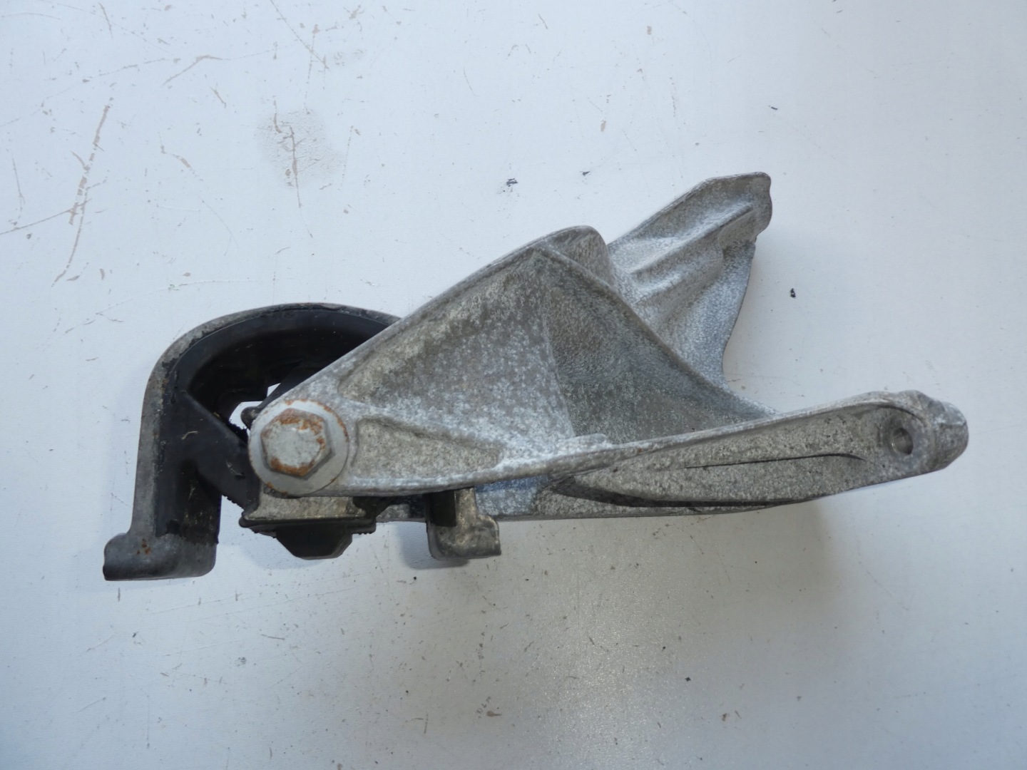 VW T6 2.0TDI holder engine mount 7E0199343B